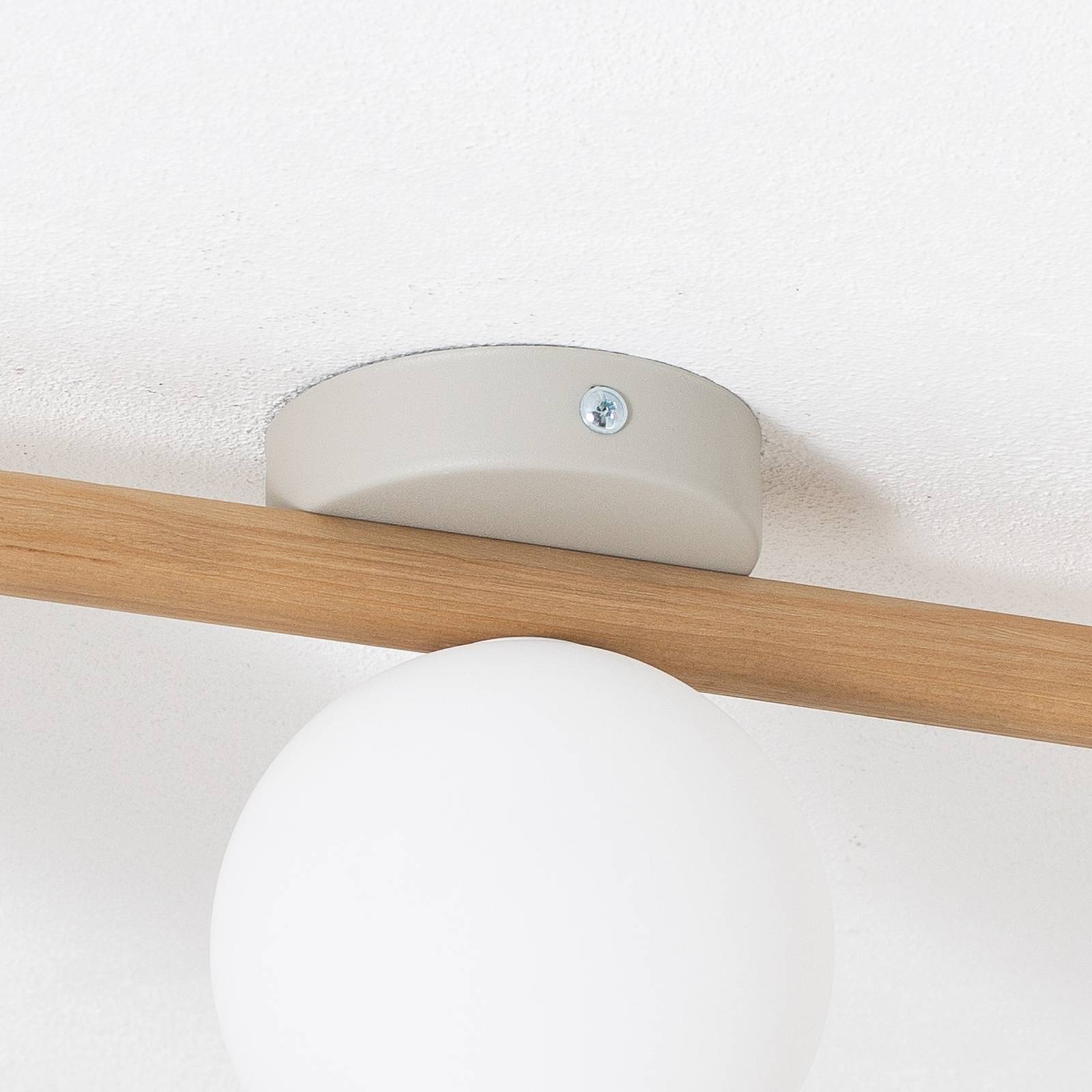 Lampa sufitowa Estera, szkło opalowe, drewno, 3-punktowa