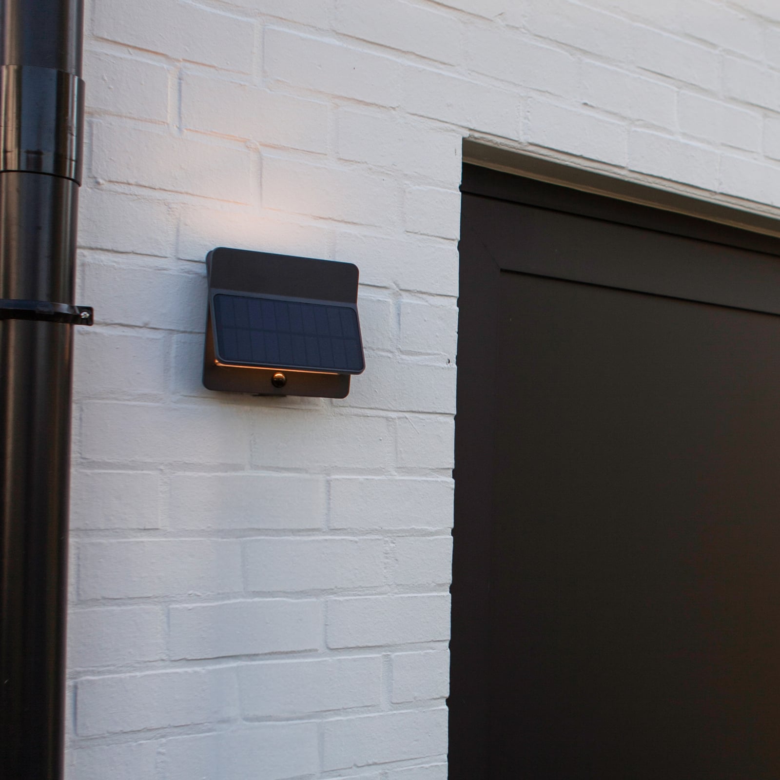 ALETA LED buiten wandlamp op zonne-energie, donkergrijs, 18 cm, sensor, IP54