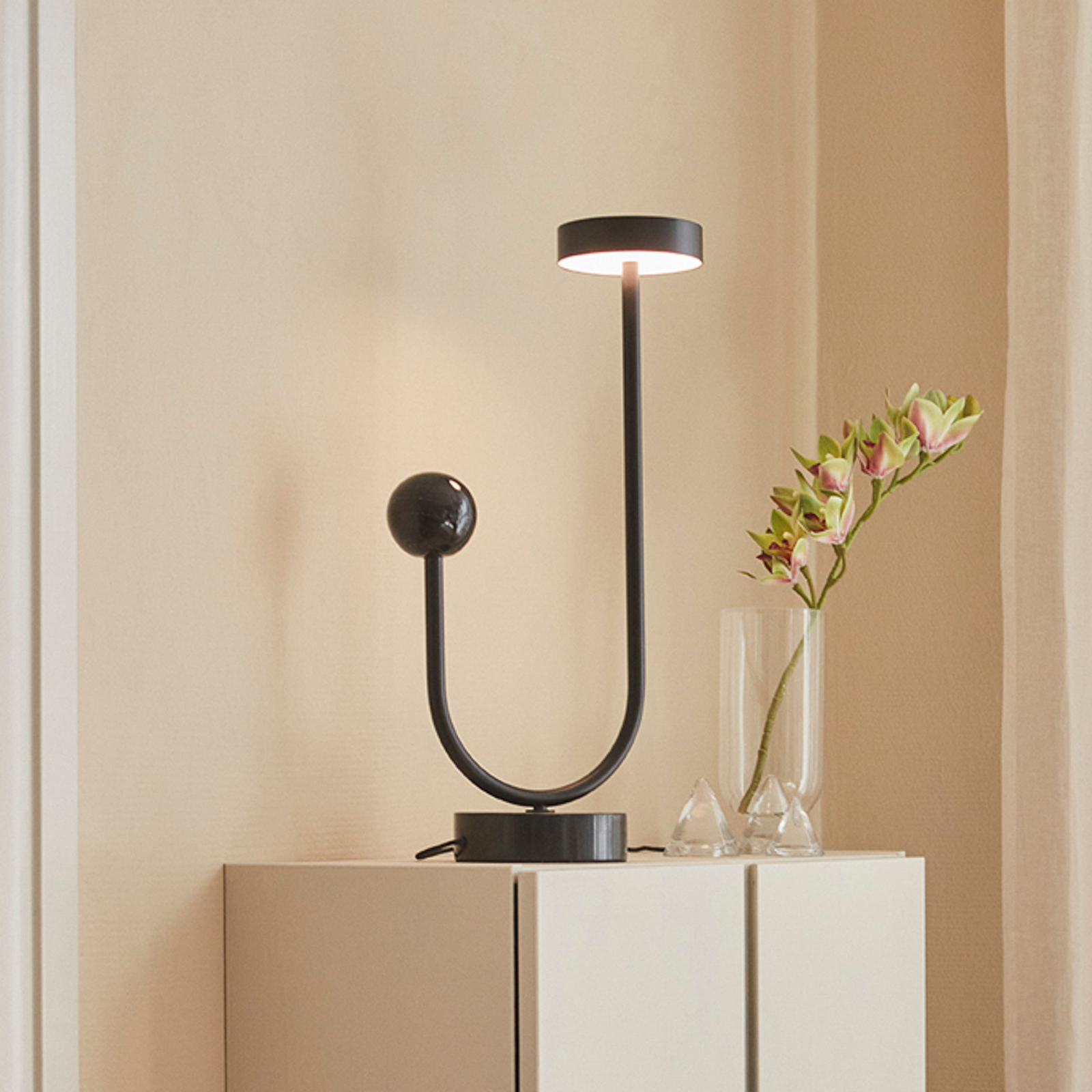 AYTM LED table lamp Grasil, black, marble, height 56 cm