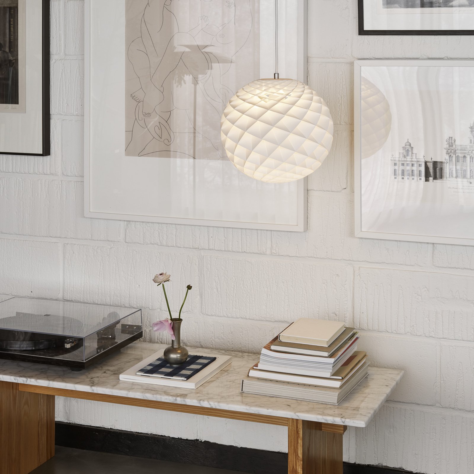 "Louis Poulsen Patera" pakabinamas šviestuvas, baltas, Ø 30 cm