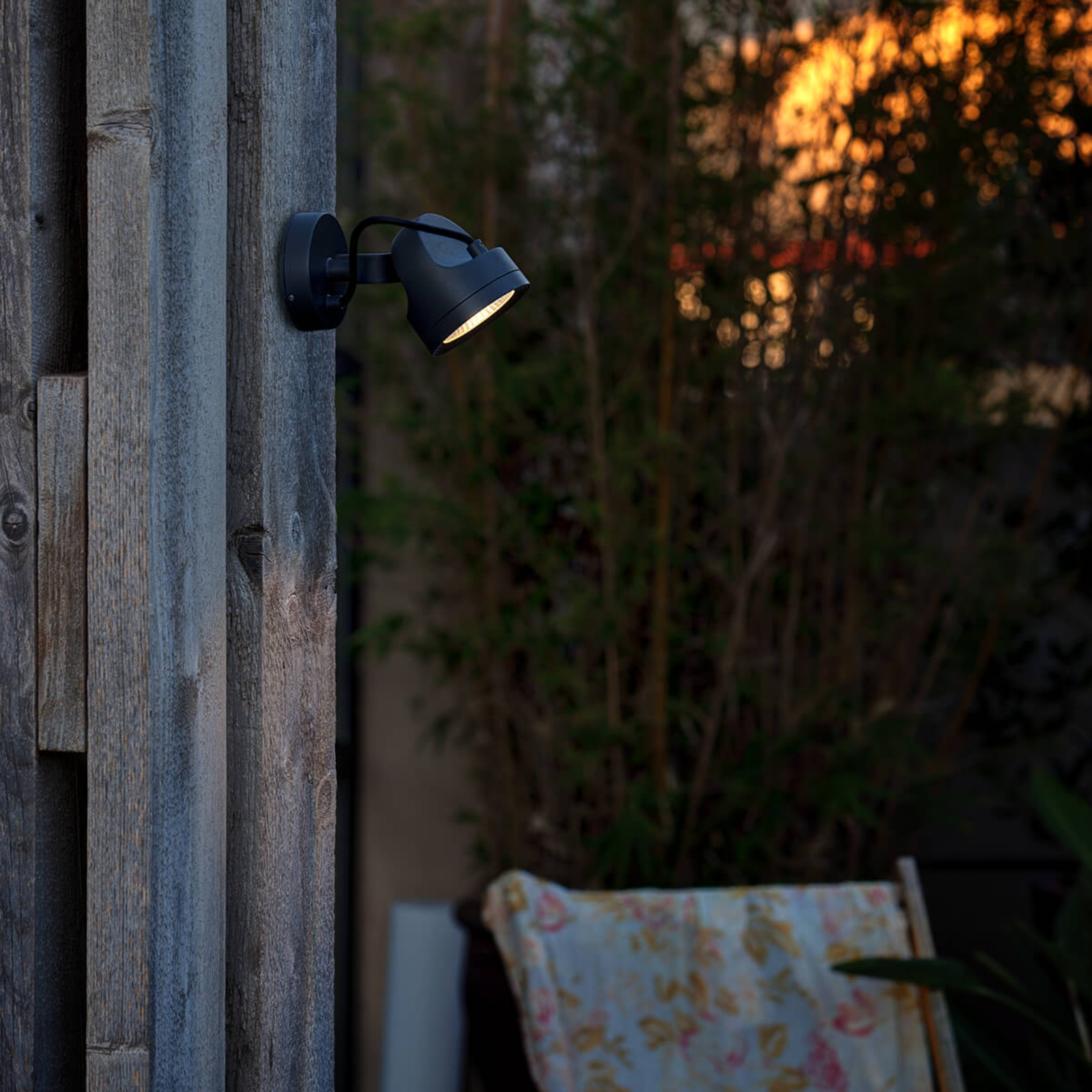 Alfa - bøjelig udendørs LED-vægspot, IP65