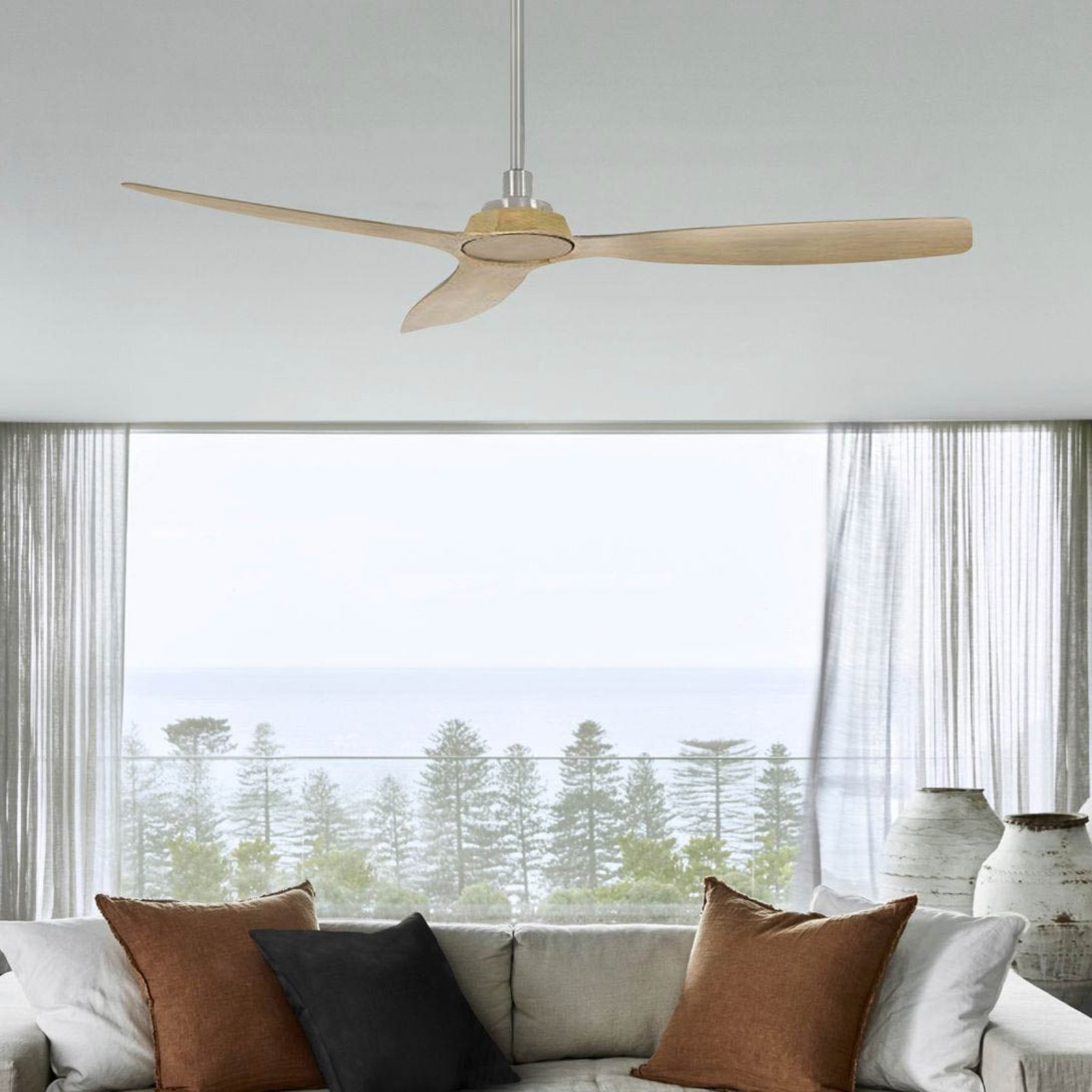 Beacon ceiling fan Moto, Ø 132 cm, quiet