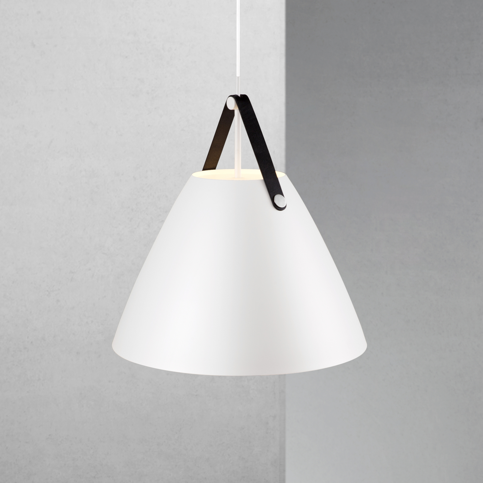 Strap hængelampe med metalskærm, Ø 48cm, hvid