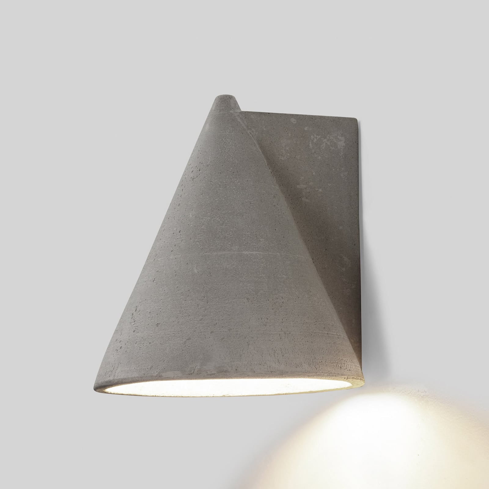 °1 CONCRETE PRIMARY SHAPE væglampe, beton, E14 – Serax °1 CONCRETE PRIMARY SHAPE væglampe, beton, E14 – Serax