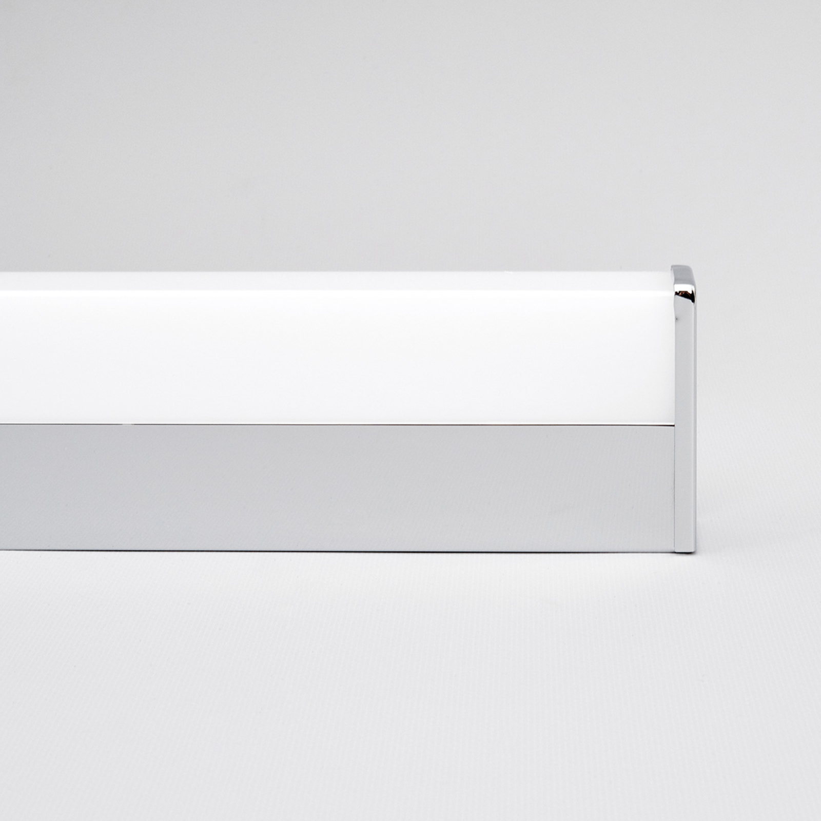 LED koupelnové světlo Philippa hranaté 58,8 cm