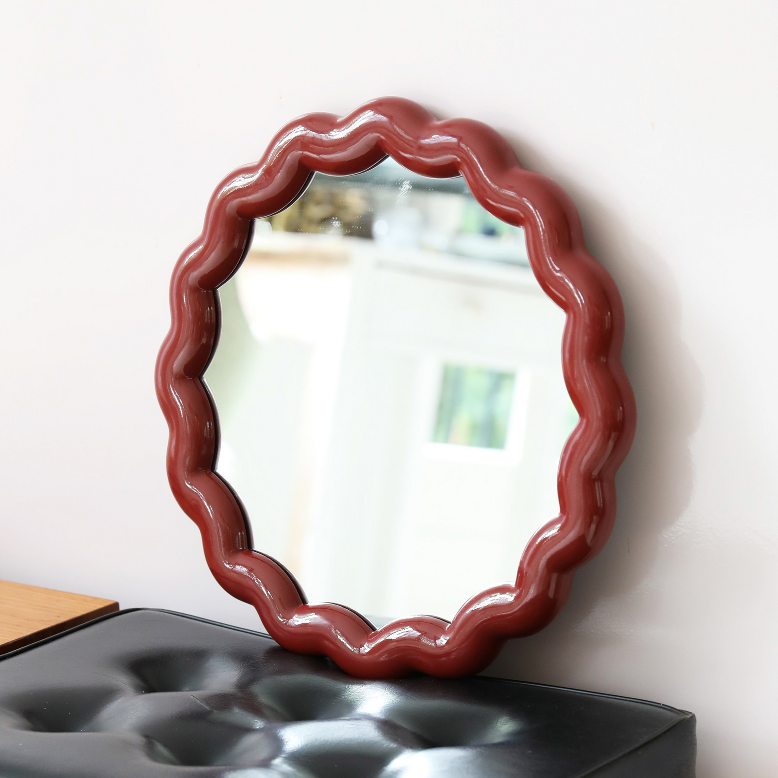Miroir mural Zigzag Burgundy, rouge, Ø 40,5 cm - &Klevering