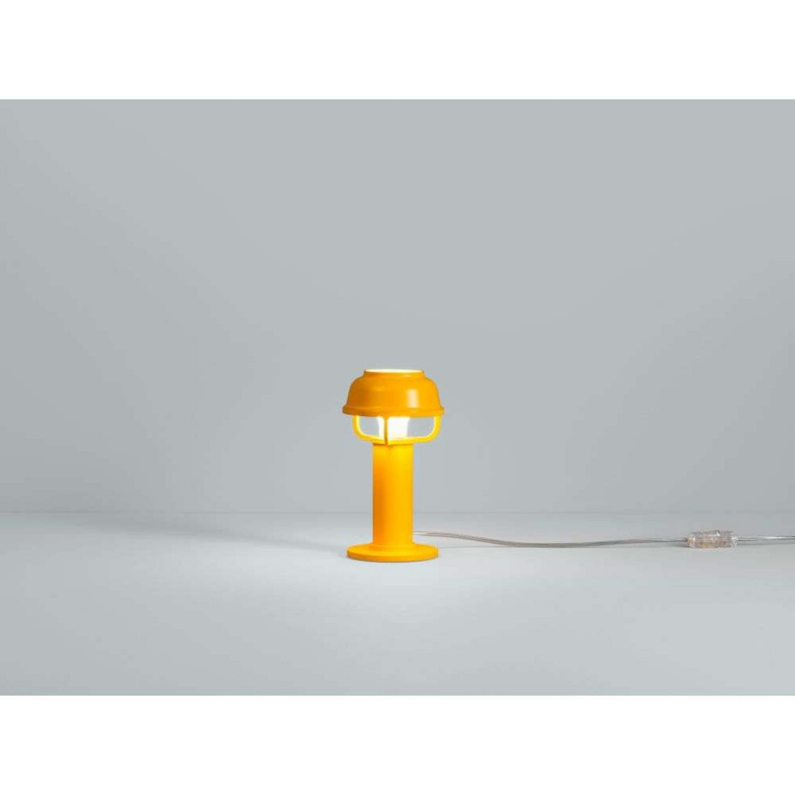 Kori Tischleuchte Orange Artek - Wohnzimmer - Aluminium