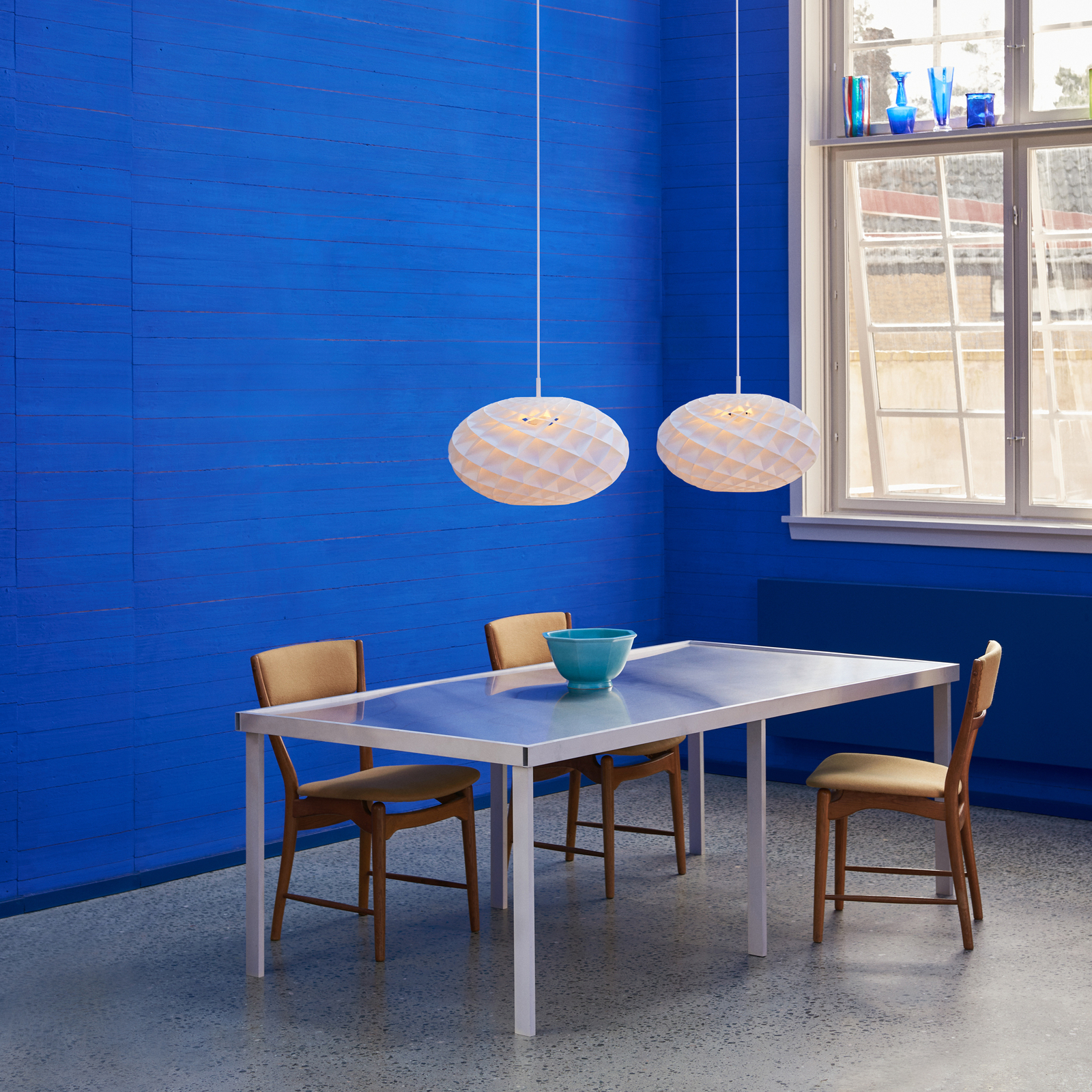 Louis Poulsen Patera Oval LED-Pendel weiß Ø 50cm