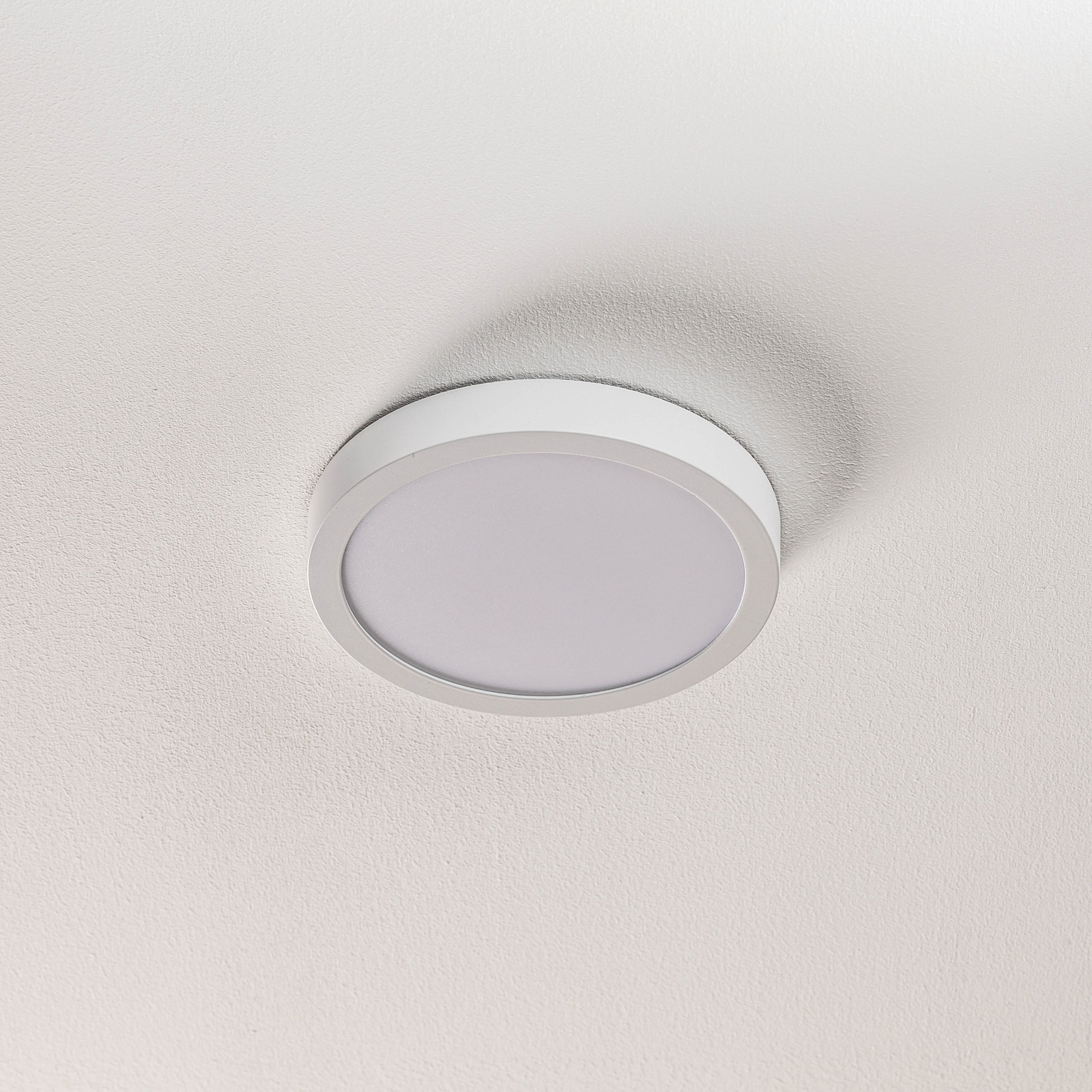 LED lubinis šviestuvas "Vika", apvalus, baltas, Ø 18 cm