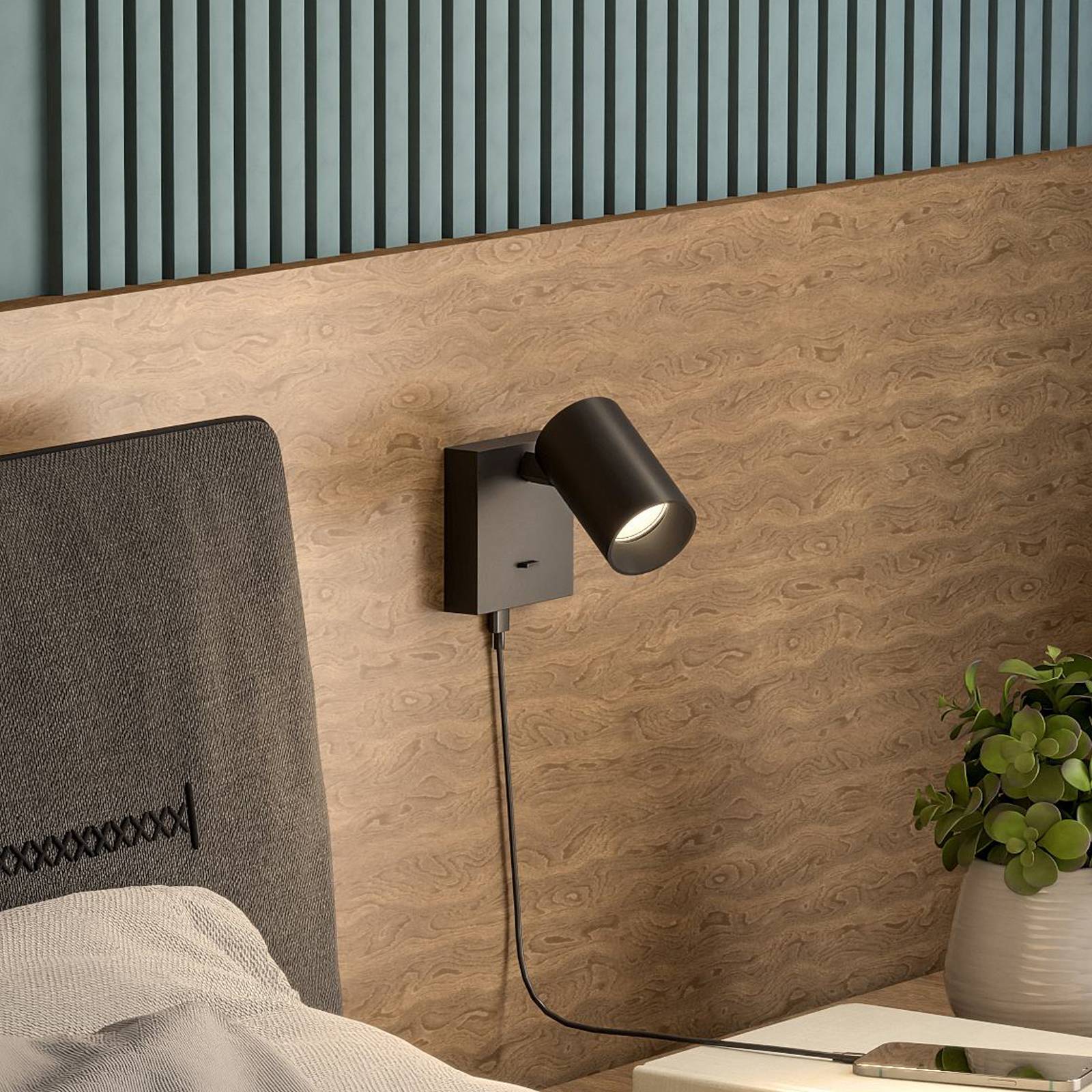 Wandspot CAN TILT, schwarz, 10 x 10 cm, Metall, Schalter USB günstig online kaufen