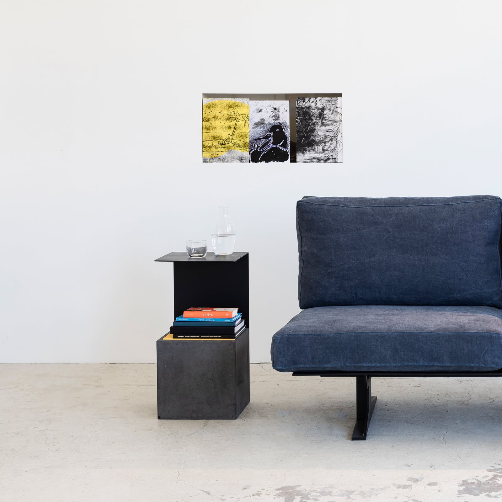 L'OBSTACLE DE L'APPARTEMENT sidebord, sort, beton, højde 60 cm – Serax