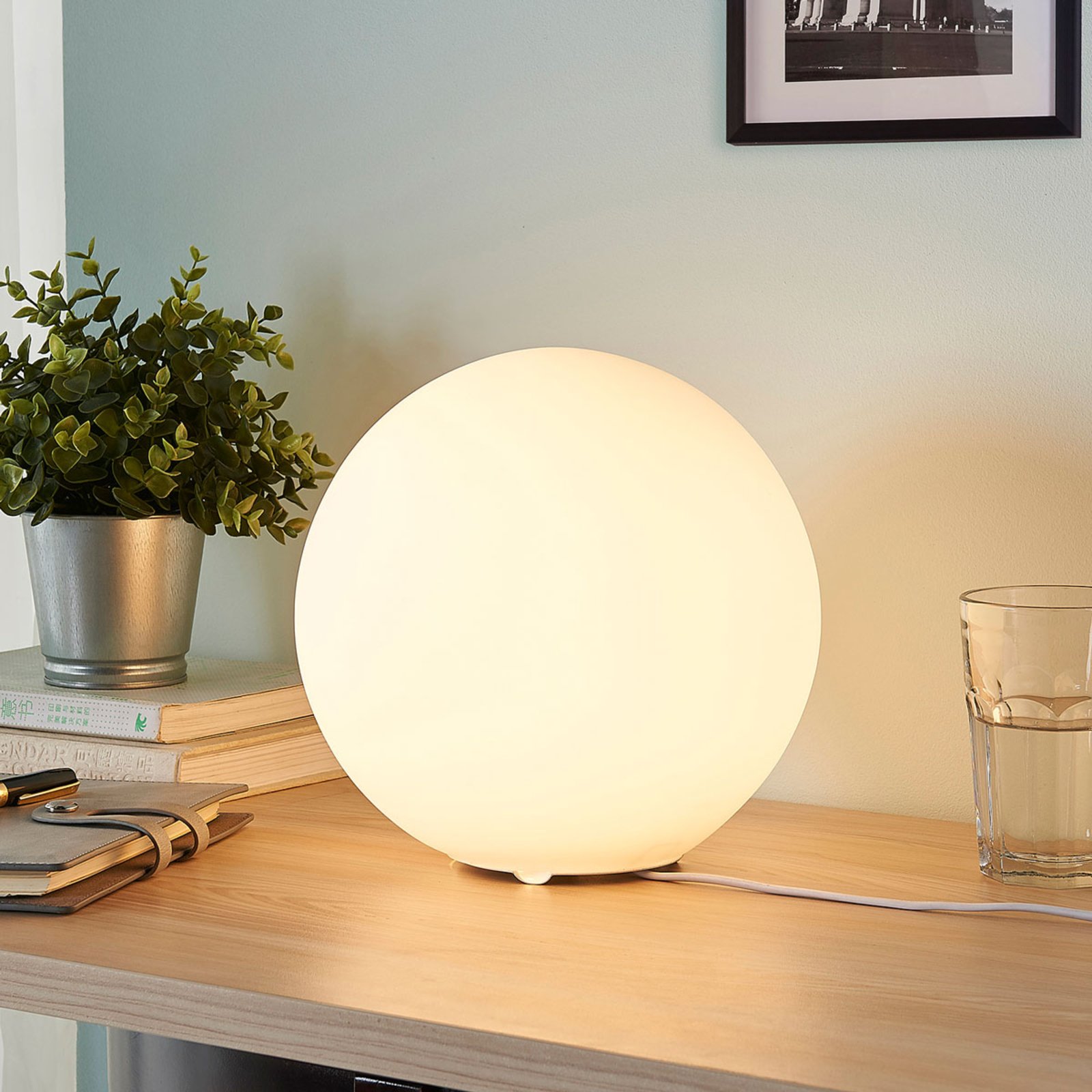 Bolvormige tafellamp Marike, wit | Lampen24.be
