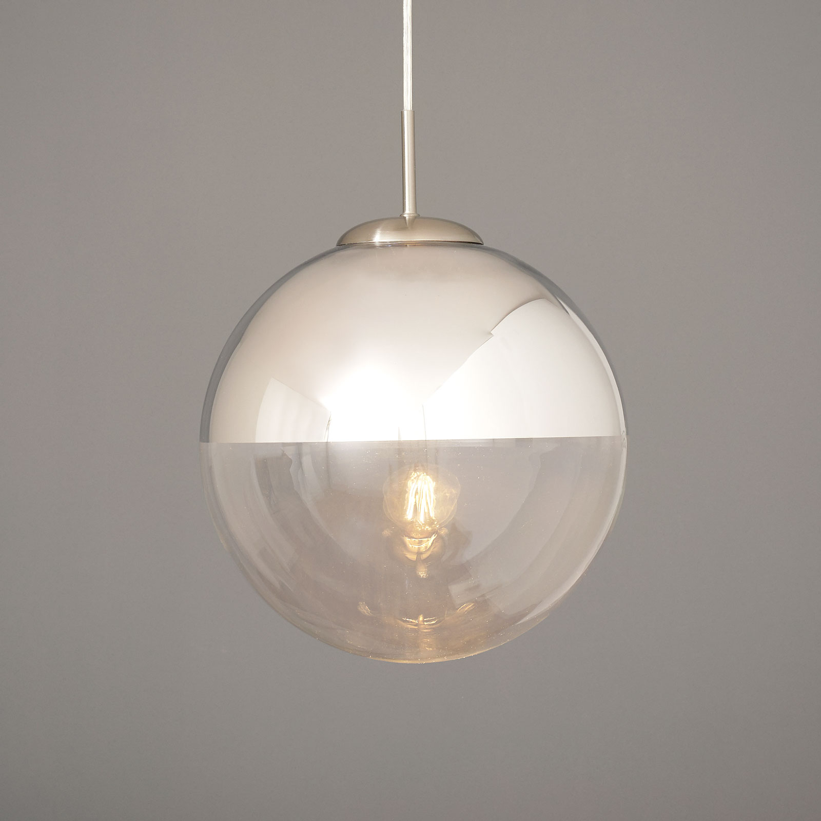 Pendellampa Ravena med glasklot, 1 lampa | Lamp24.se 10+ bästa bilderna på Lampor | lampor, diy lampa, diy belysning
