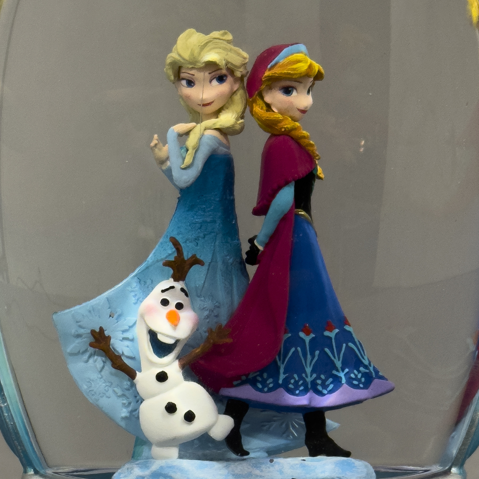Permanent afvisning gødning Disney's Frozen Elsa og Olaf LED-vandlygte | Lampegiganten.dk