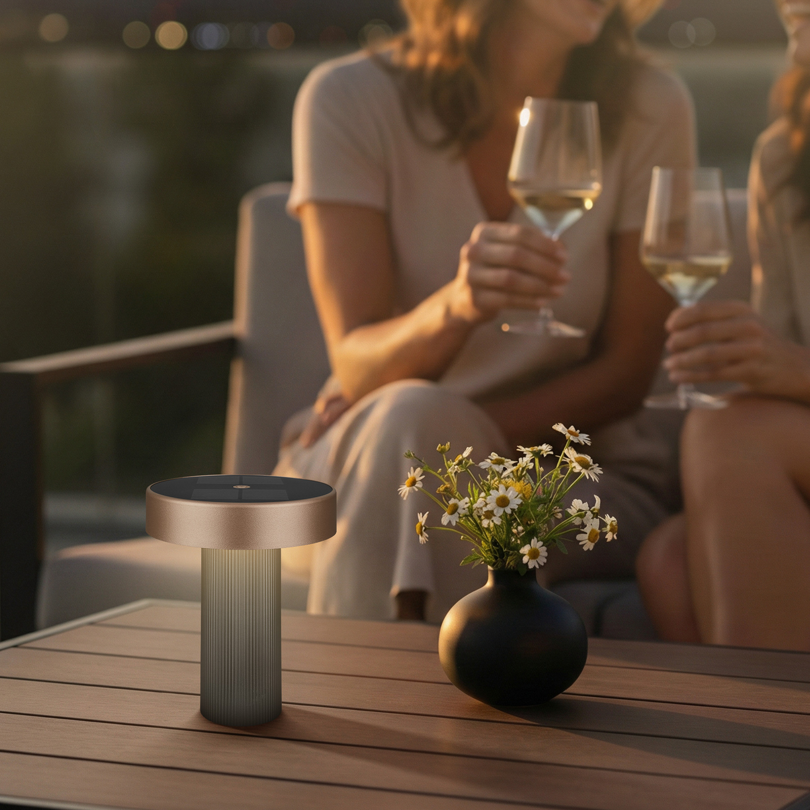 LED-batteridriven solcellsbordslampa Poga, antracit/brons, IP44