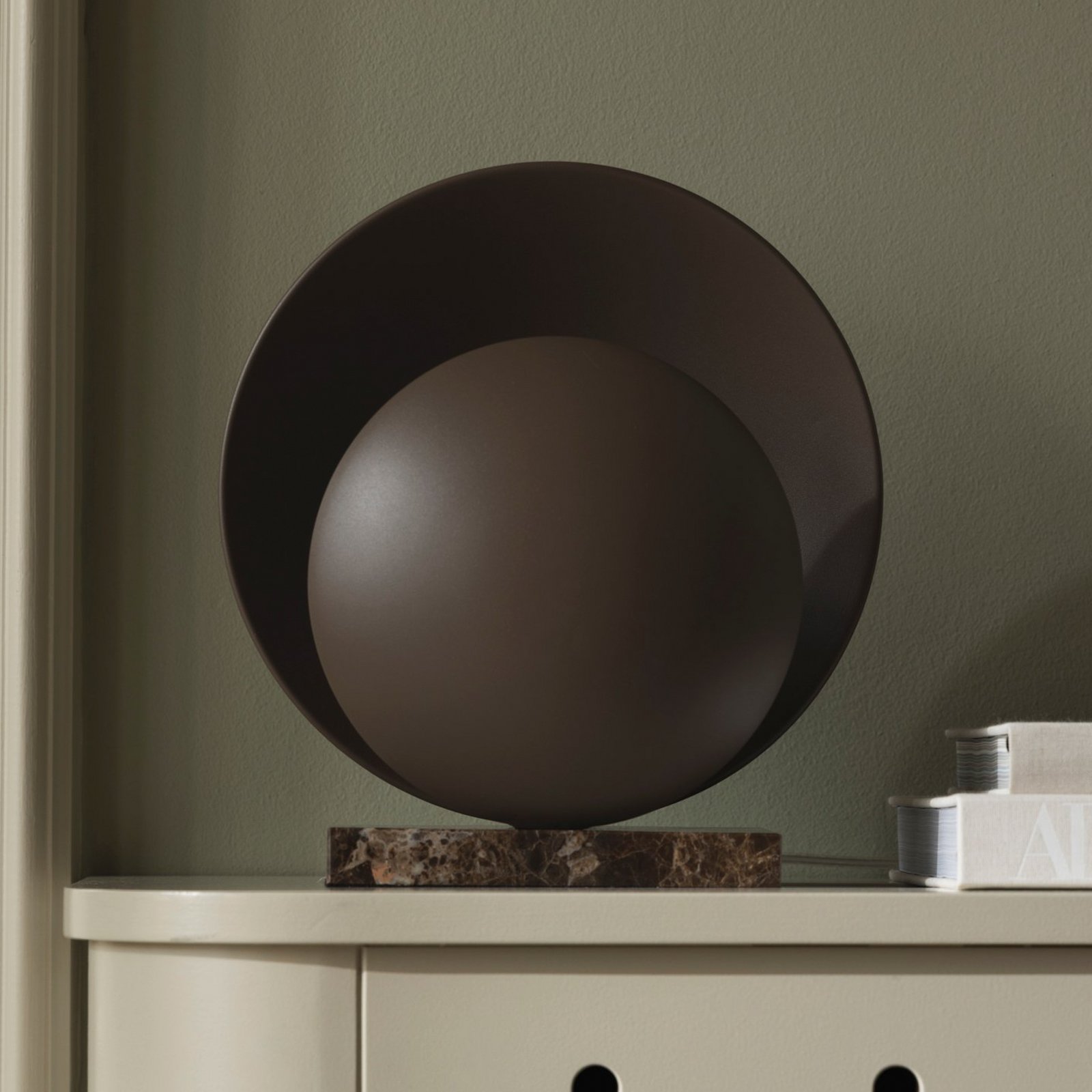 Orbit stolna lampa mramorna visina 32 cm - Globen Lighting