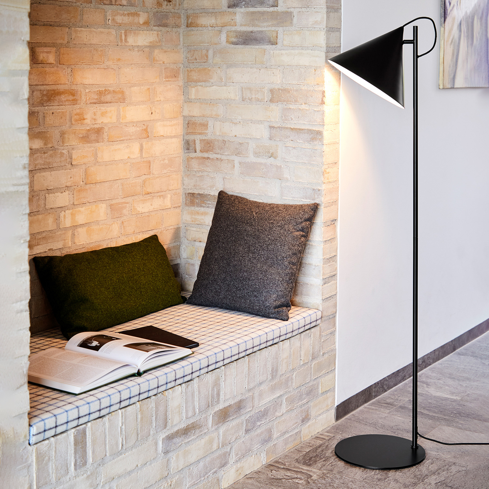 Benjamin Stojací Lampa Black - Frandsen