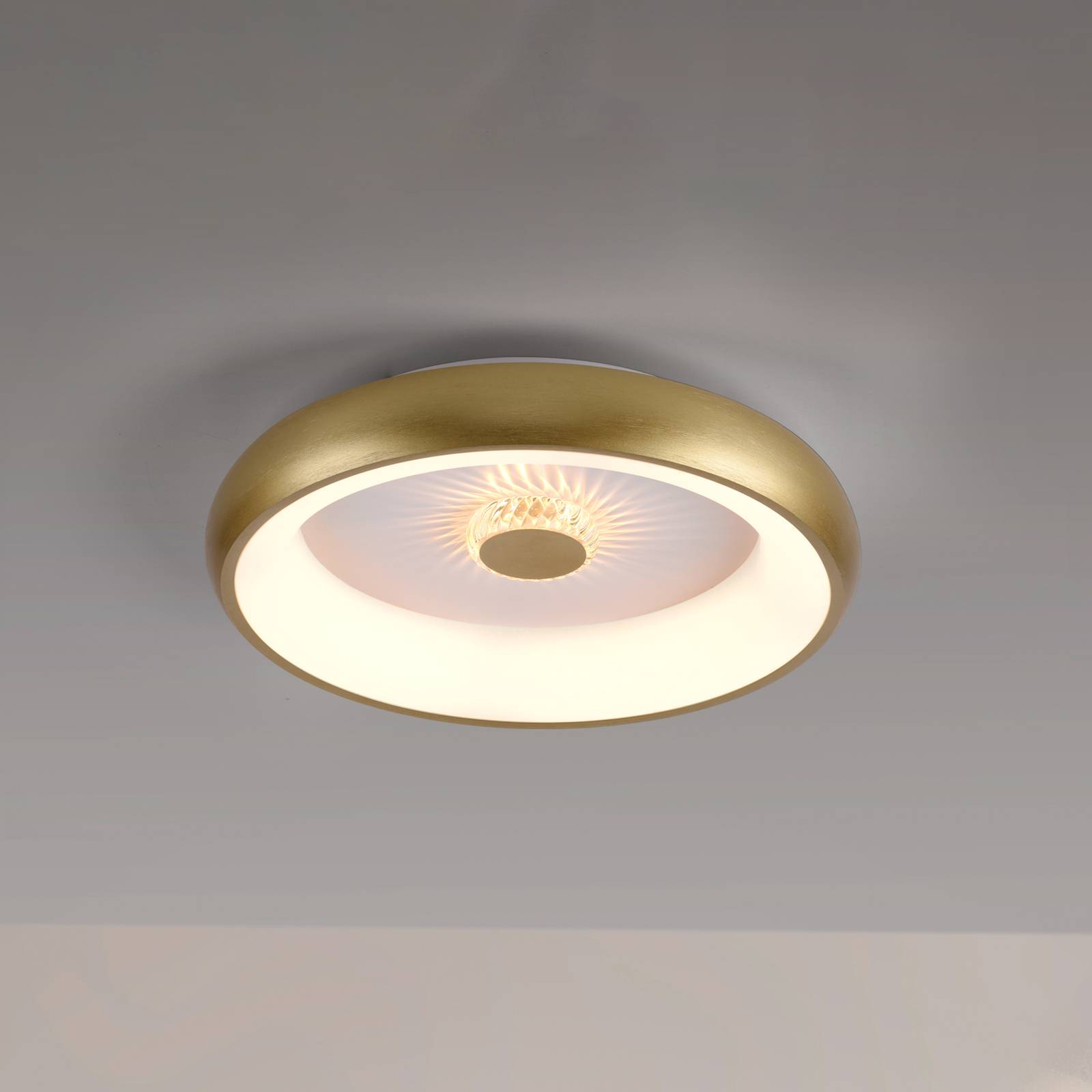 JUST LIGHT. Vertigo LED-taklampa CCT Ø 46,5 cm mässing