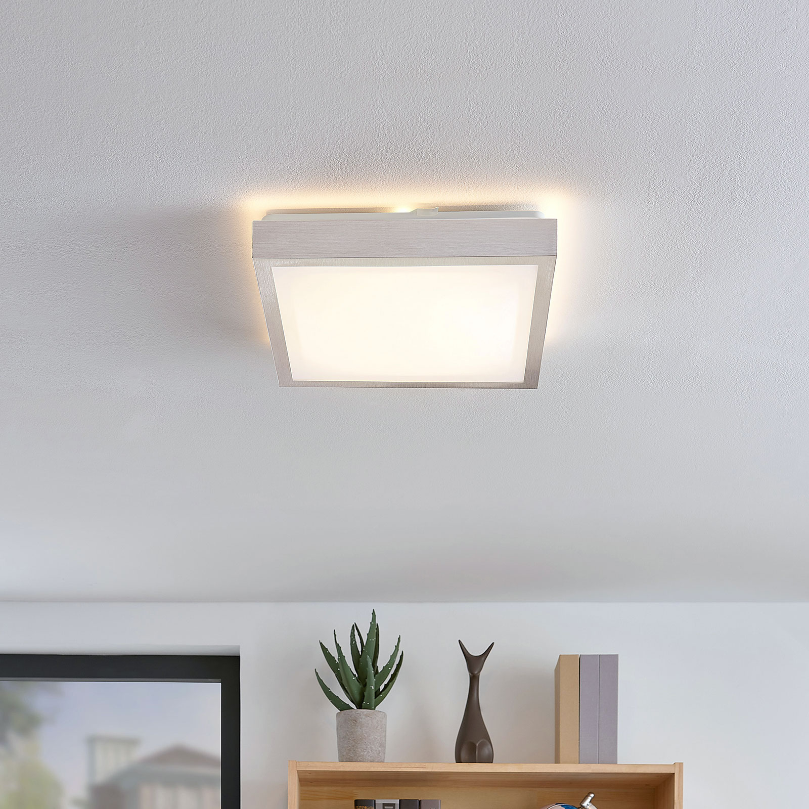 Lindby Margit lámpara de techo LED angular 32 cm