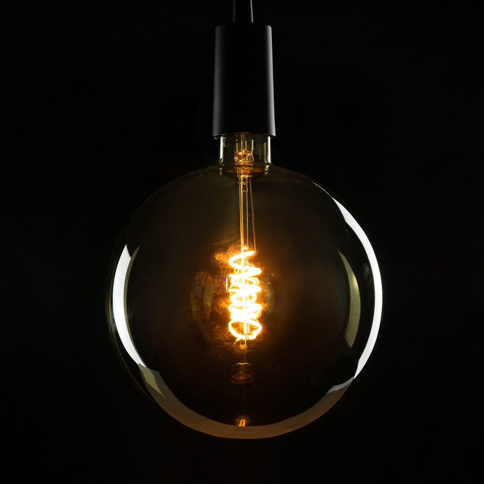 forvrængning Et bestemt klinge SEGULA LED-lampe E27 7 W G200 buet, dæmpbar, røg | Lampegiganten.dk