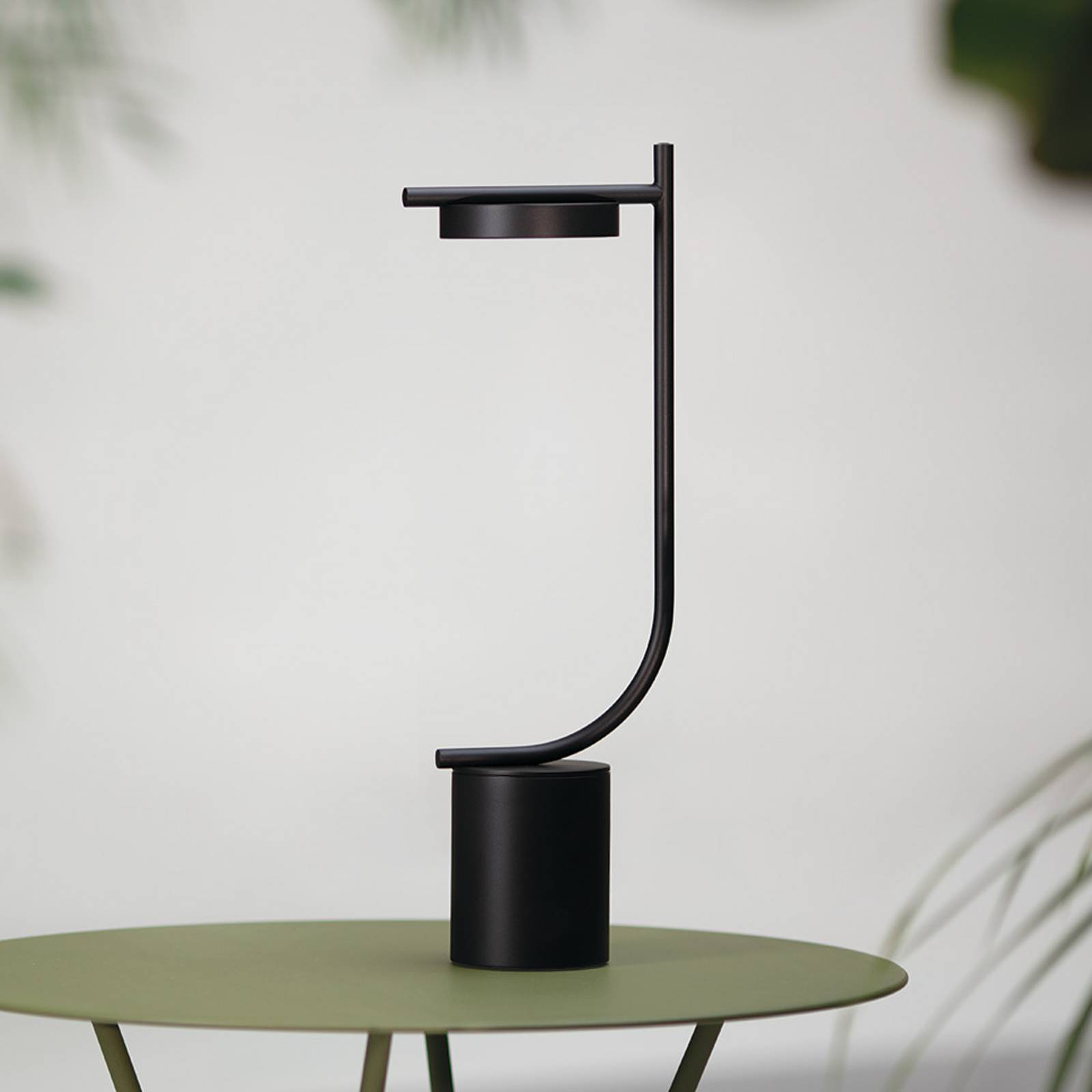 Stolová LED lampa GRUPA s akumulátorom Igram, čierna, 40 cm, IP44