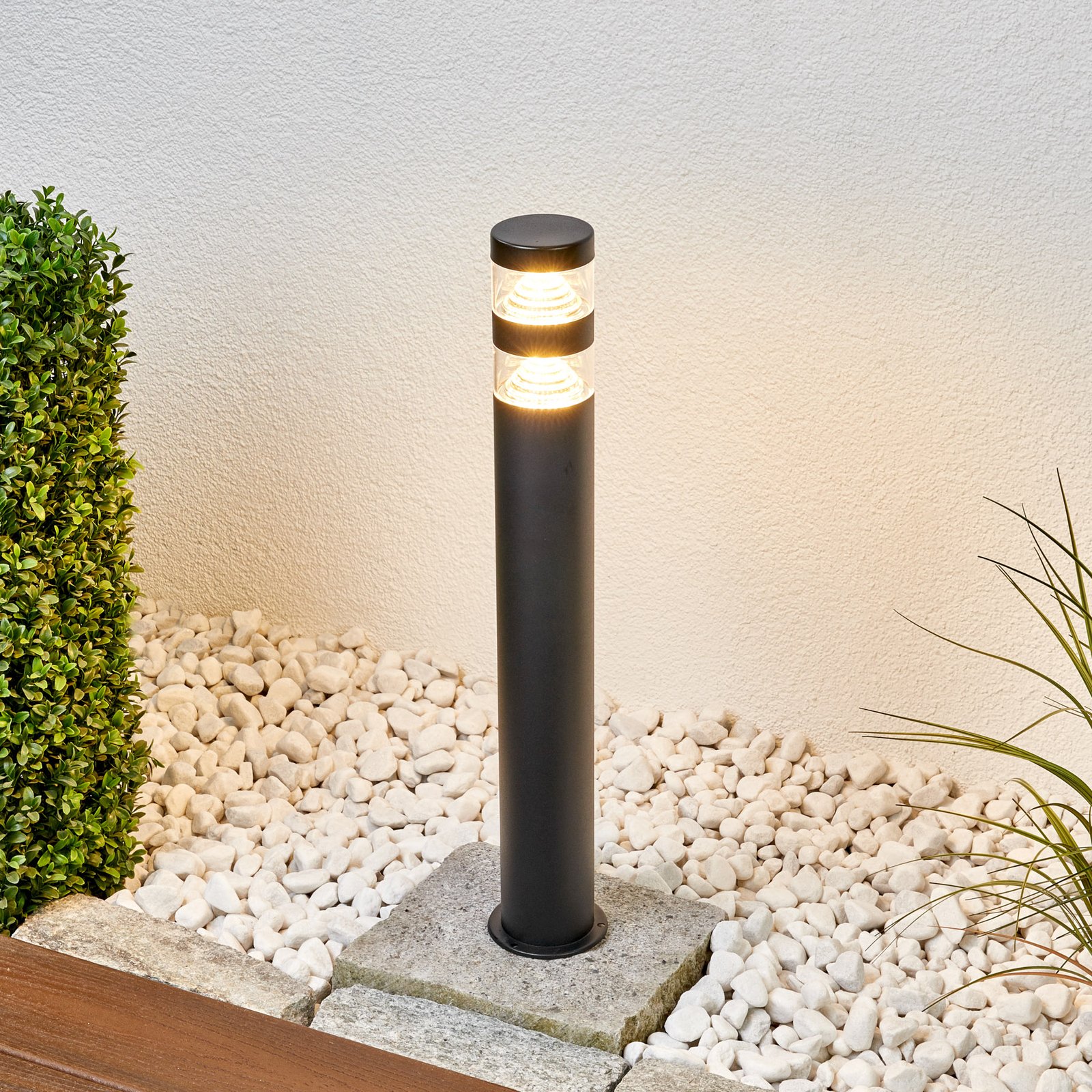 Lanea stainless steel path light with LEDs