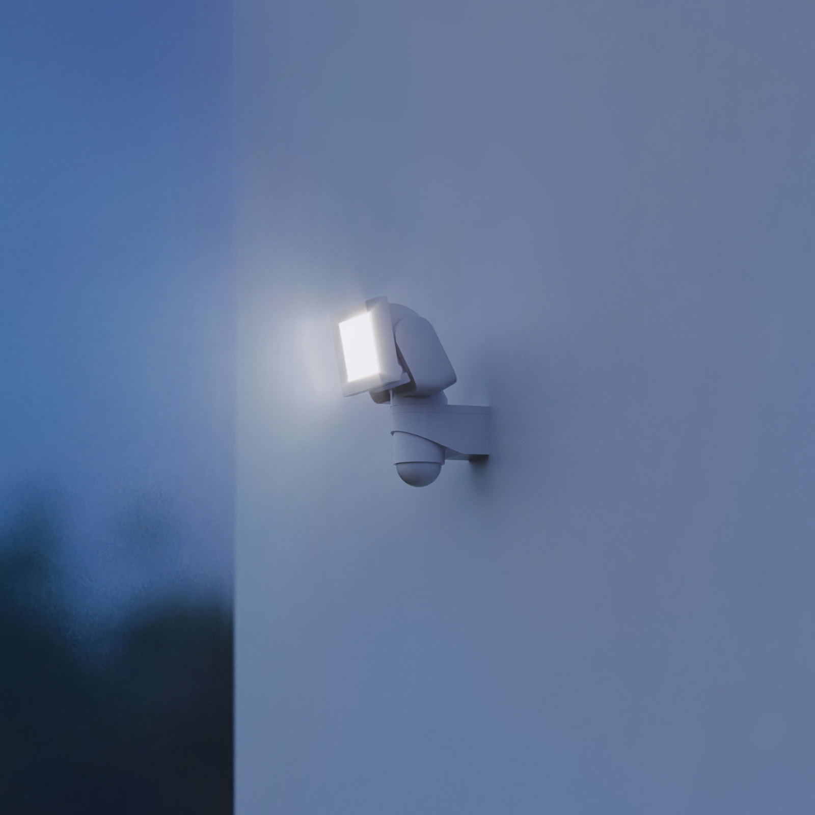 STEINEL LS 300 outdoor wall spotlight sensor white