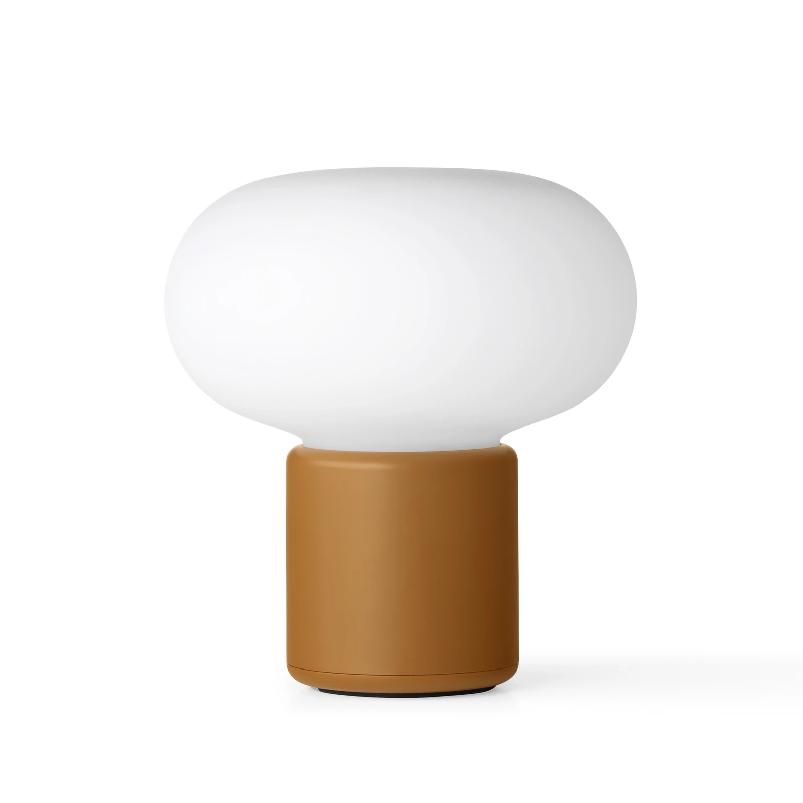 Nová dobíjacia lampa Works Karl-Johan, okrovo žltá, IP65