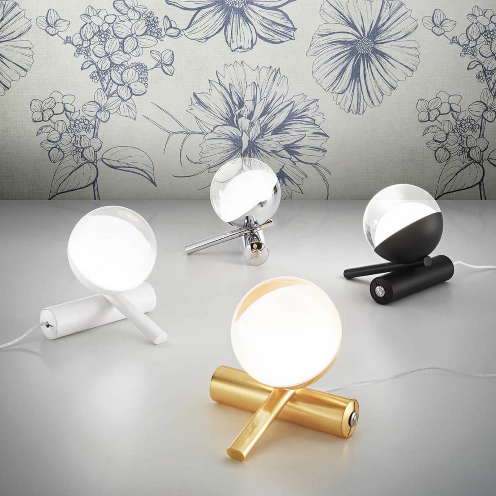 Linea Light Lampă de masă Rossini LED aur aluminiu PMMA dimabil - Camera de zi / sufragerie