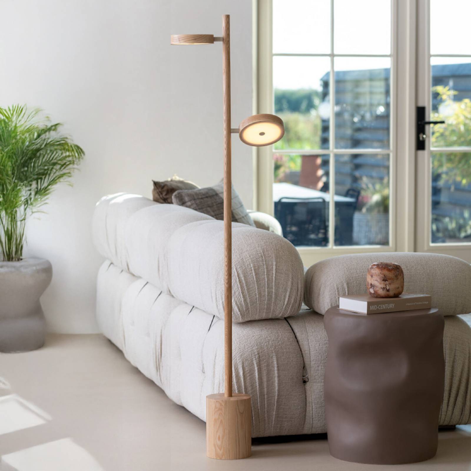 GOOD & MOJO Lampe sur pied LED Okinawa, à 2 lampes, naturel, 146 cm, bois