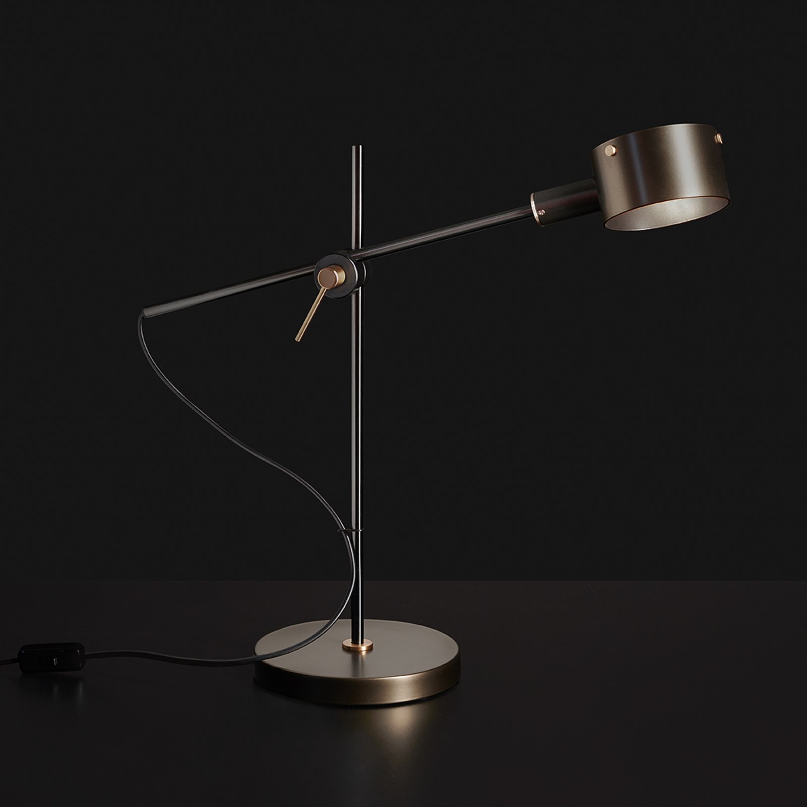 Oluce Go LED-bordslampa, svart