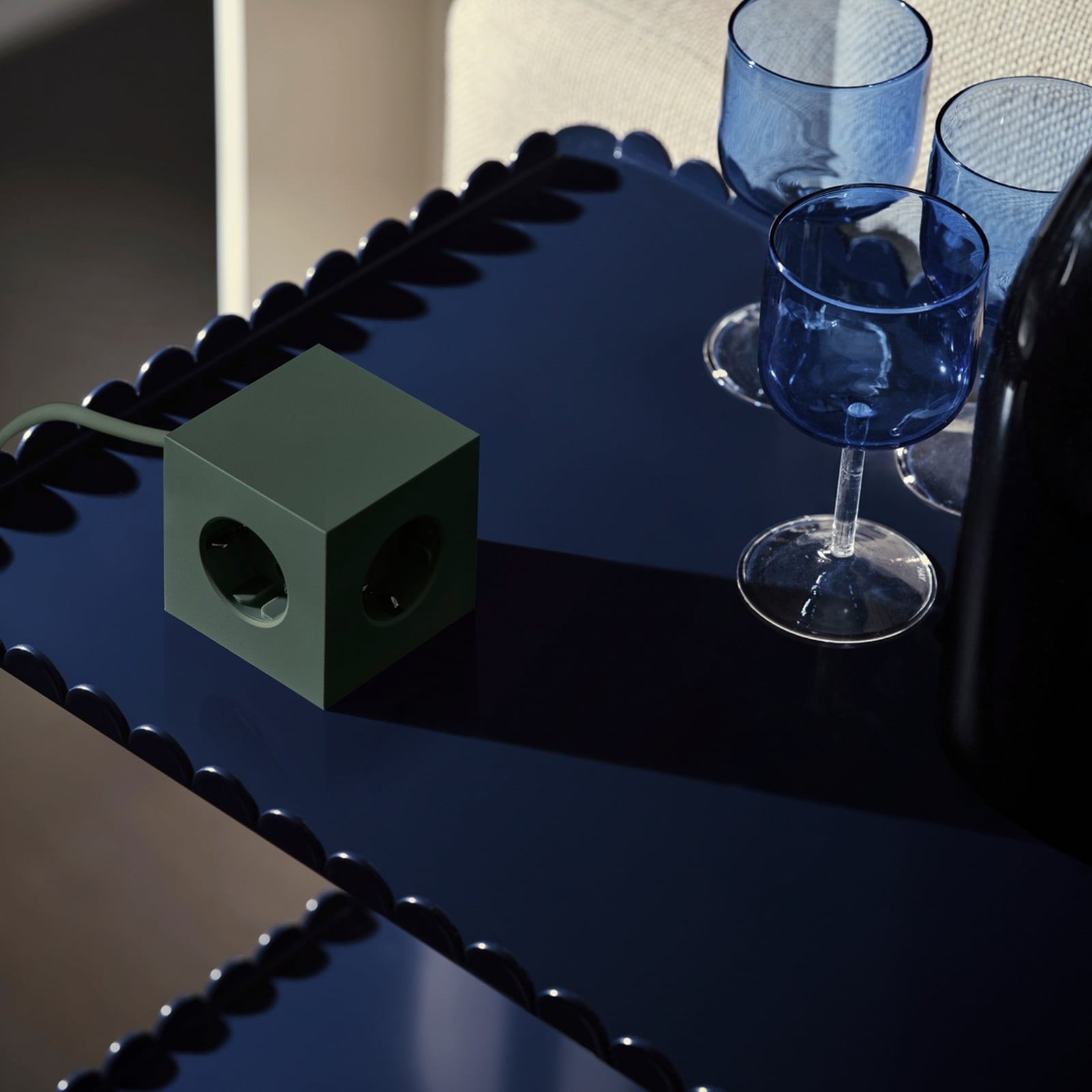 SQUARE 1 stikkontakt, grøn, 3x Schuko, 2x USB, 3 m kabel – AVOLT
