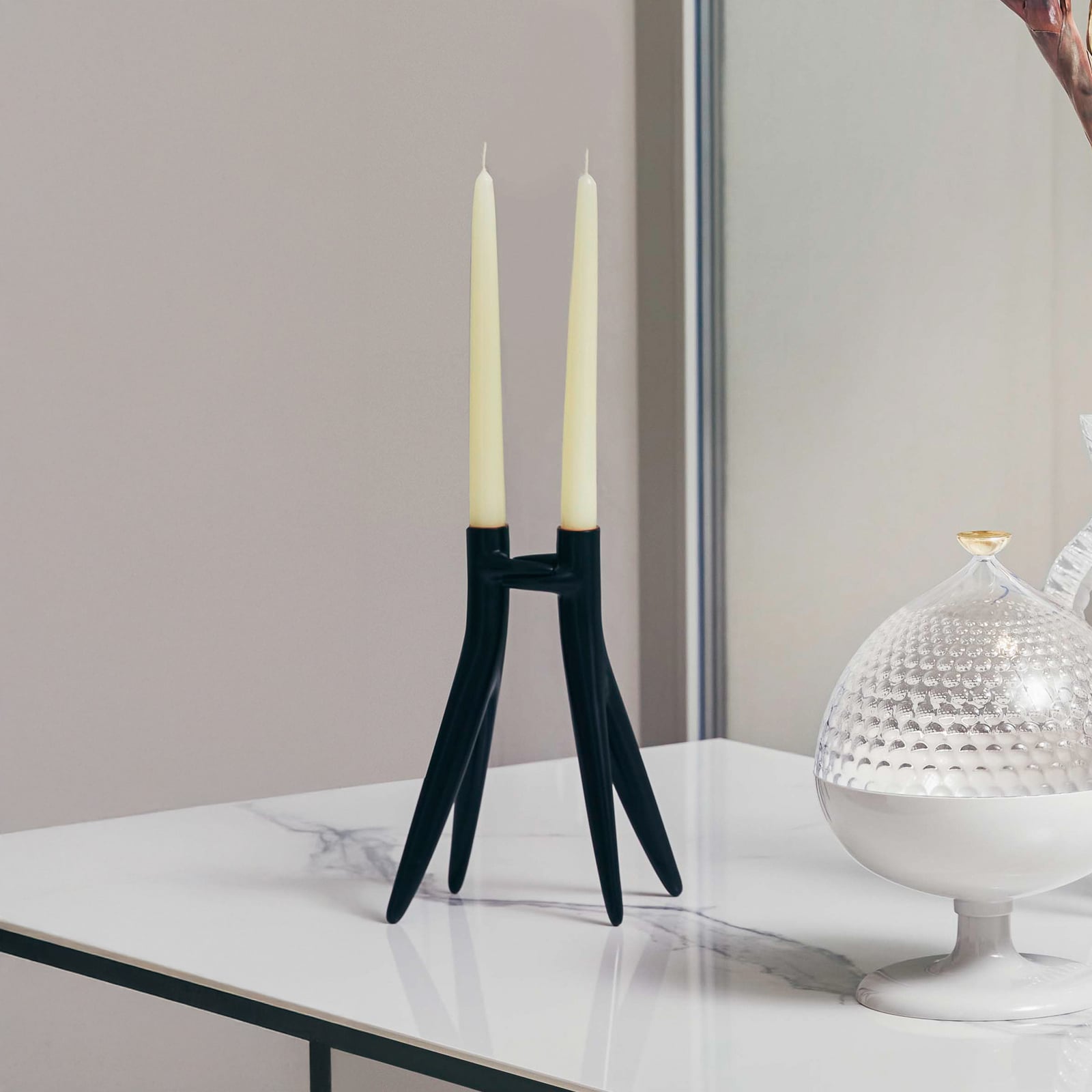 Abbracciaio candle holder, black, height 25 cm, aluminium - Kartell