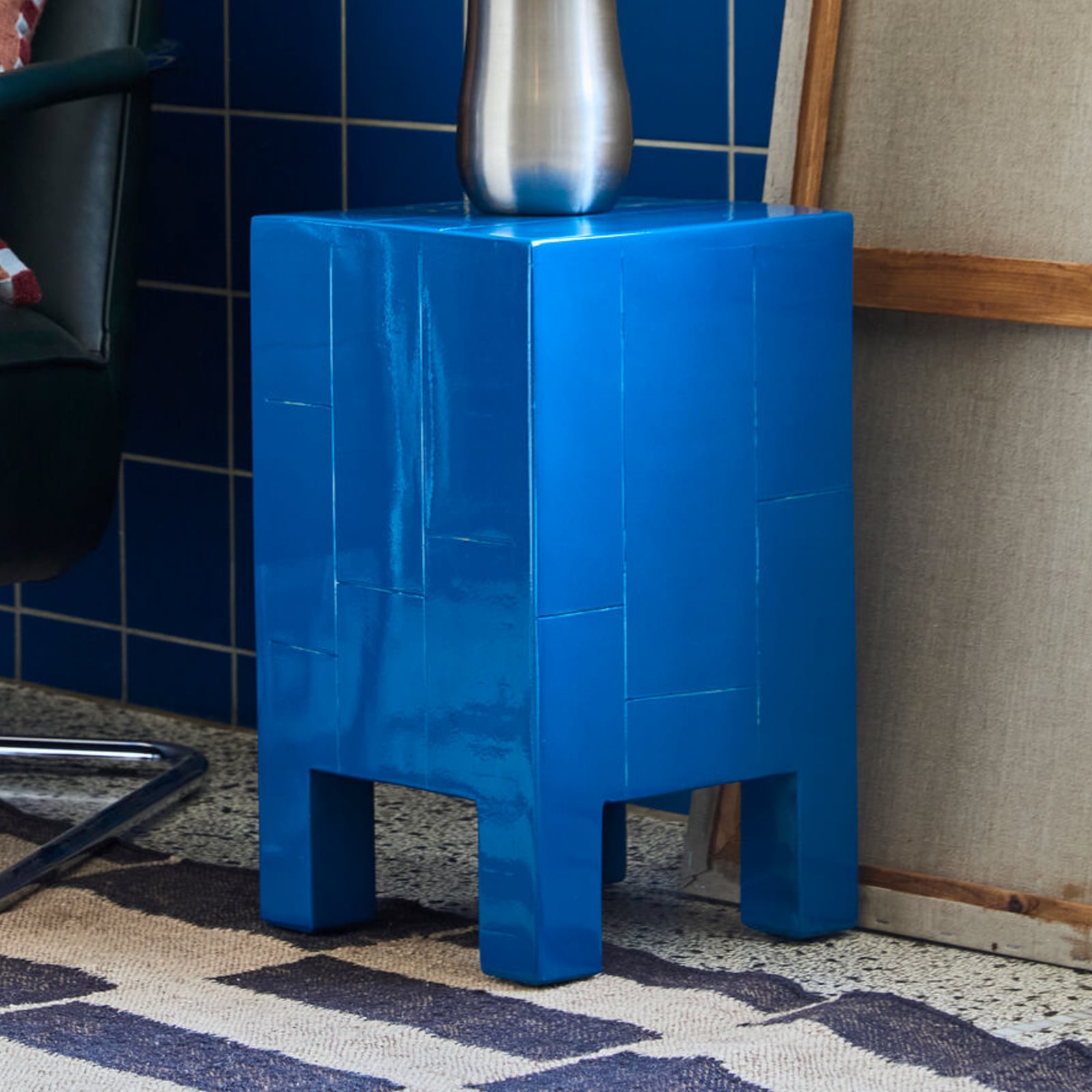 Tavolino HDBrick, blu, altezza 51 cm, legno - House Doctor