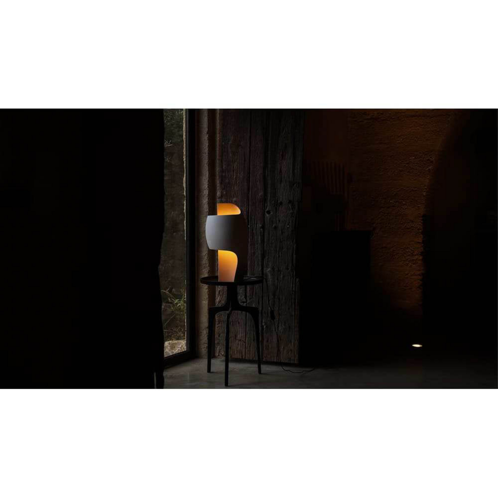 Grande B Table Lamp Gypsum/Aluminium - DCW