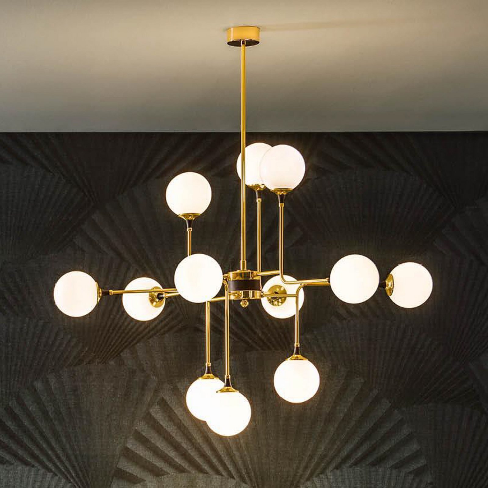 Stilnovo hængelampe Galassia, guldfarvet, Ø 120 cm, 12 lyskilder.