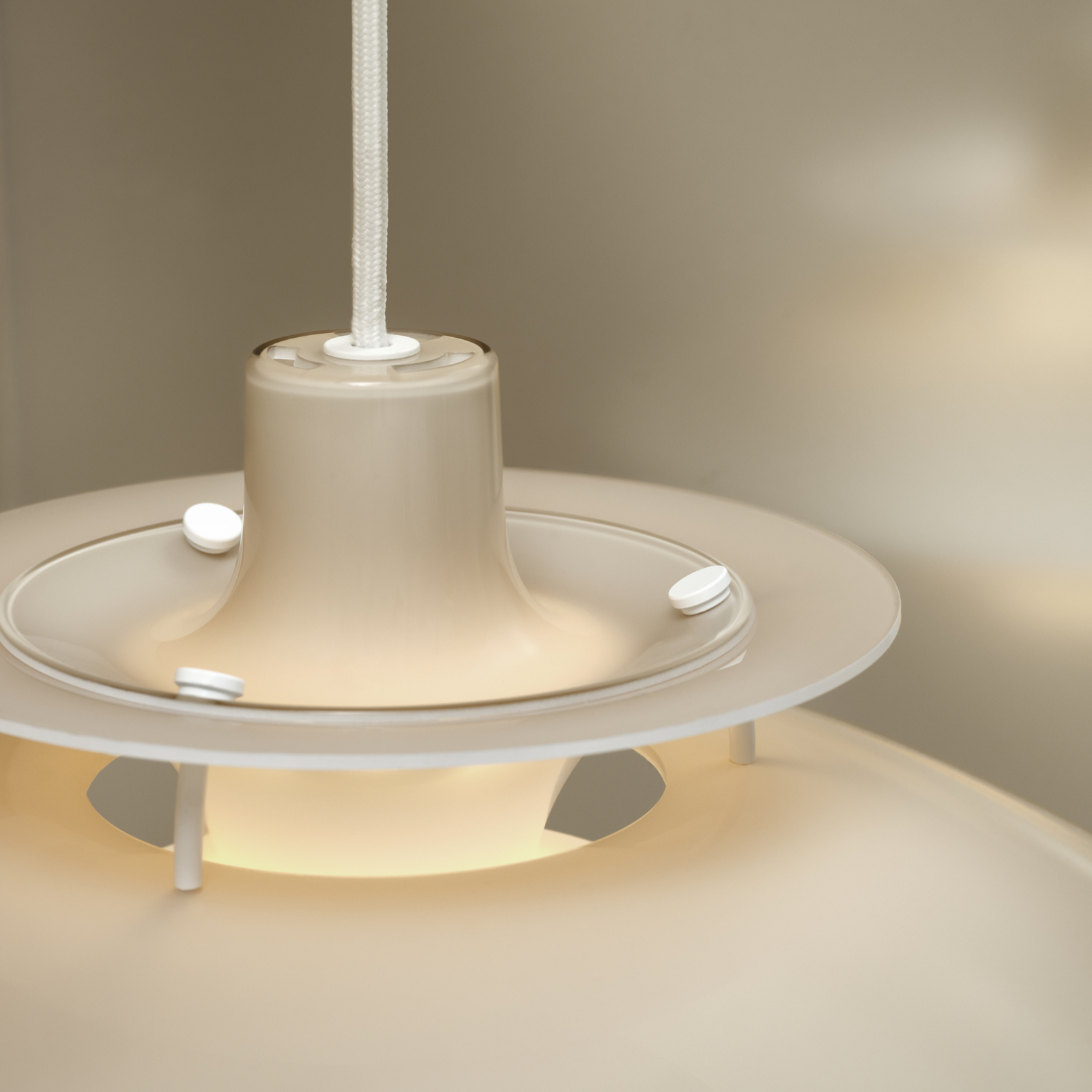 Louis Poulsen hanglamp PH 5 320, opaal-beige, E14