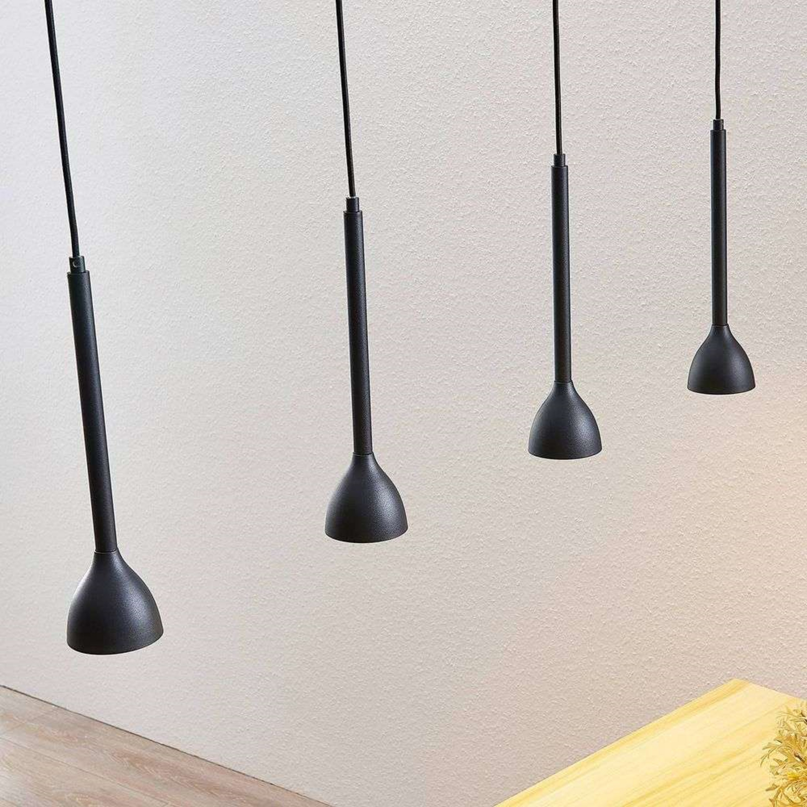 Nordwin 4 Pendant Black/Gold - Lucande