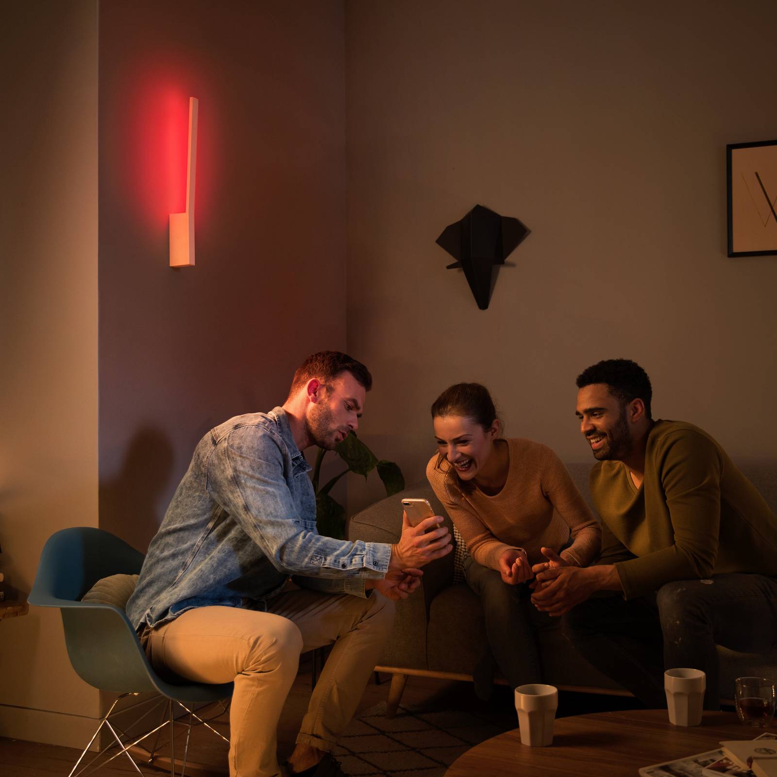 Philips Hue Liane kinkiet LED, RGBW, biały