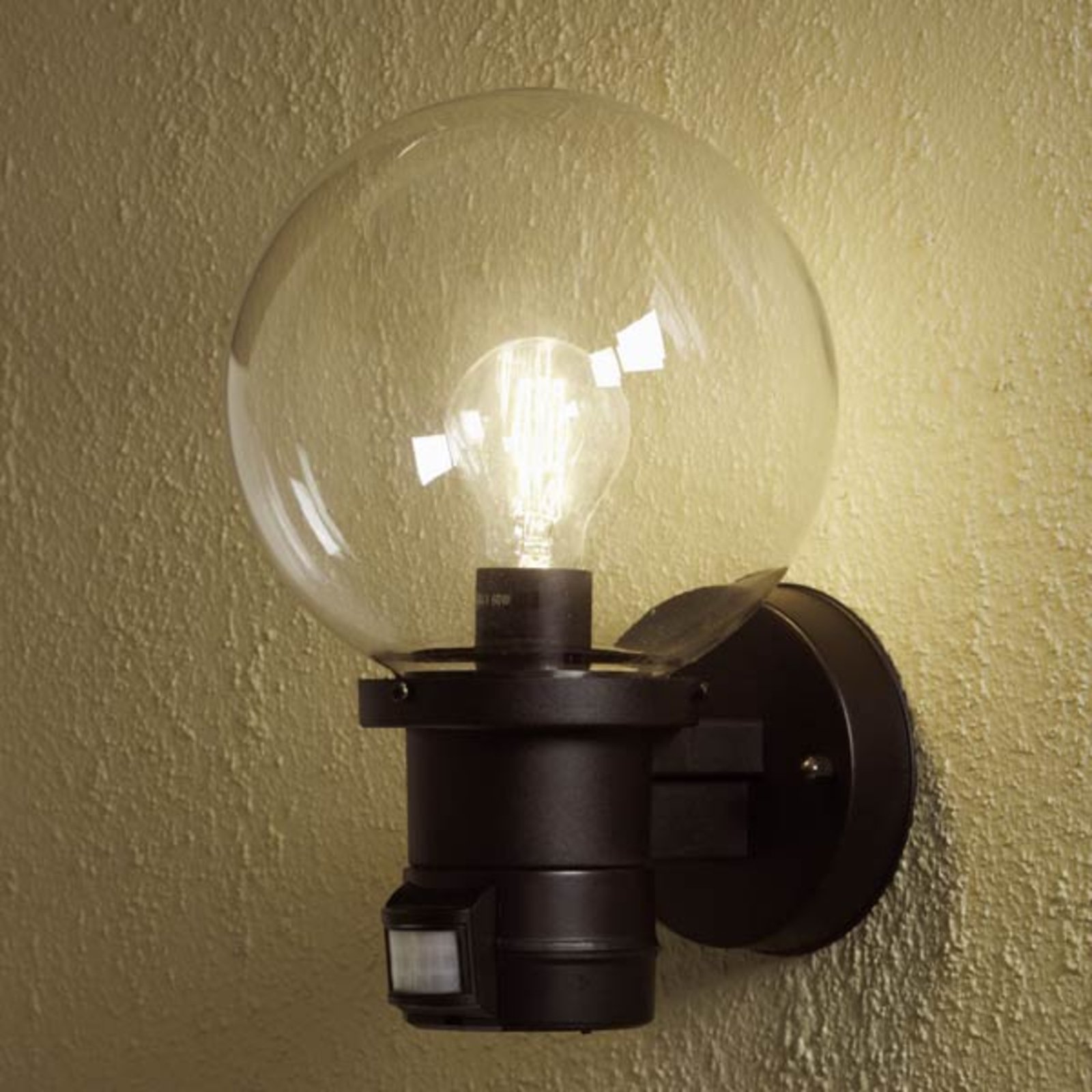 Nemi outdoor wall light, motion sensor, black