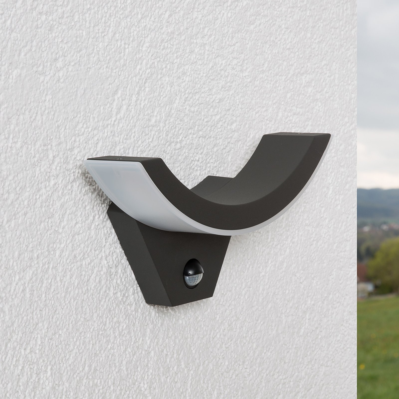 Half Aplique Pared Exterior w/Sensor Graphite - Lucande