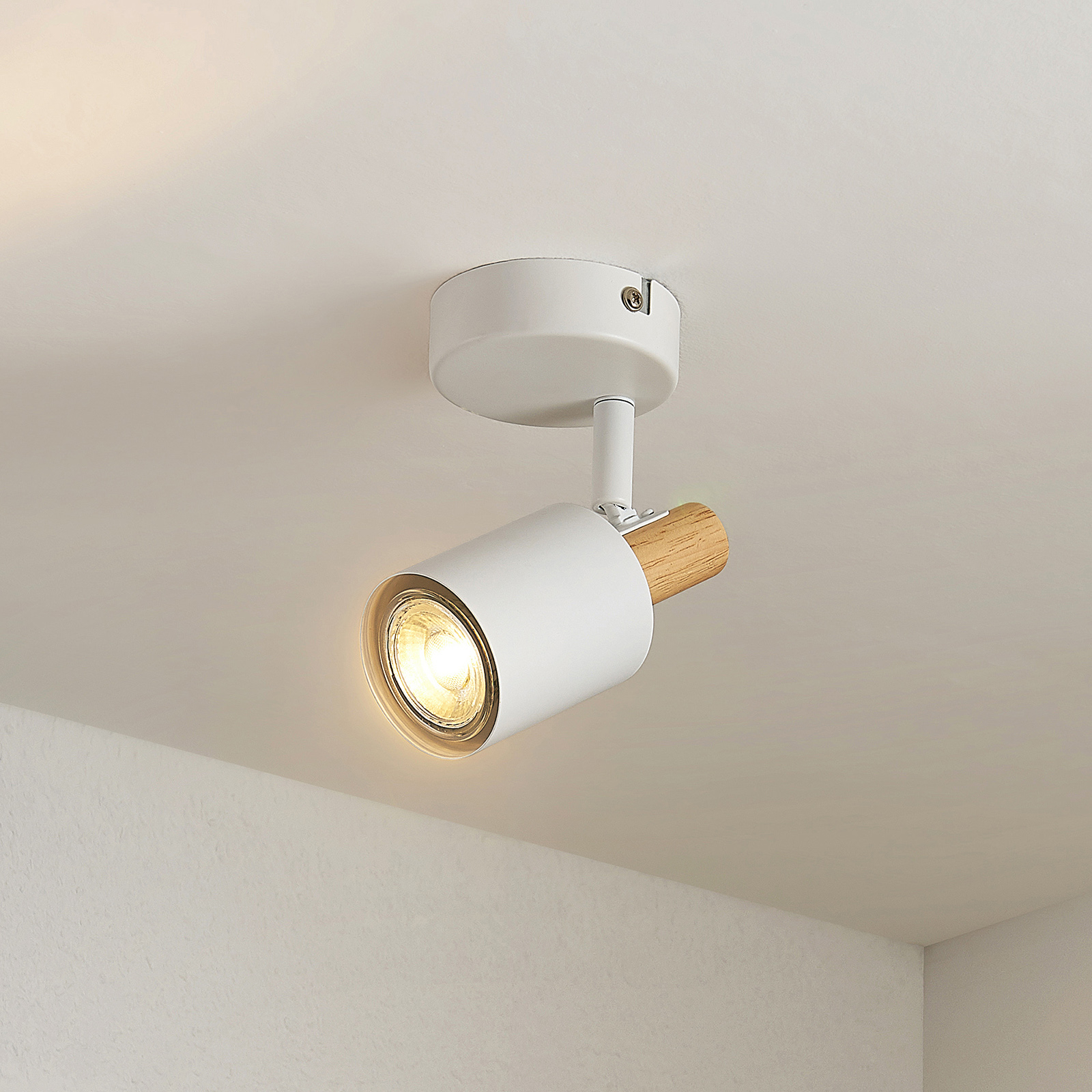 Lindby Junes LED-väggspotlight, 1 lampa, vit