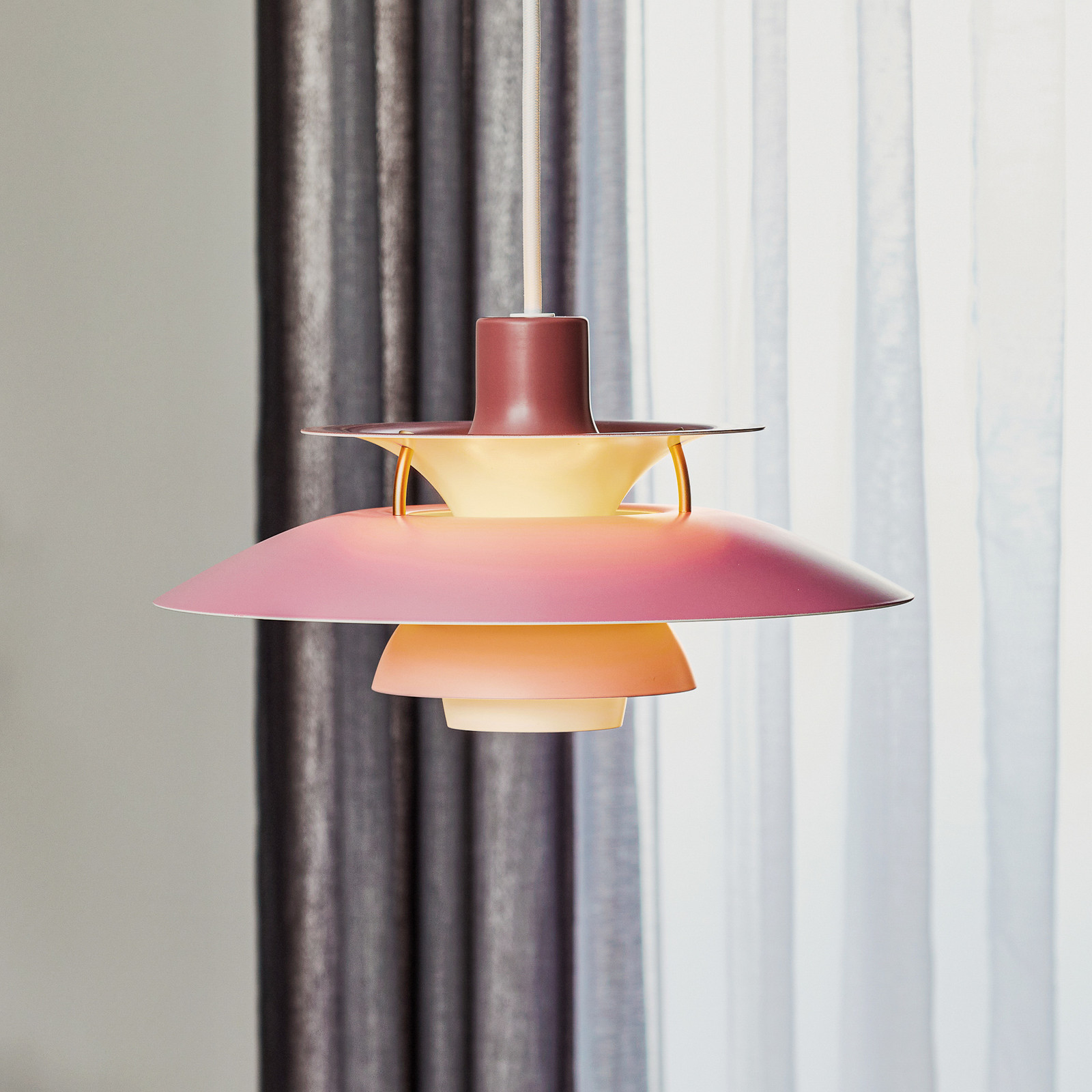 Louis Poulsen PH 5 Mini - lampă suspendată roz - Camera de zi / sufragerie - design - Metal
