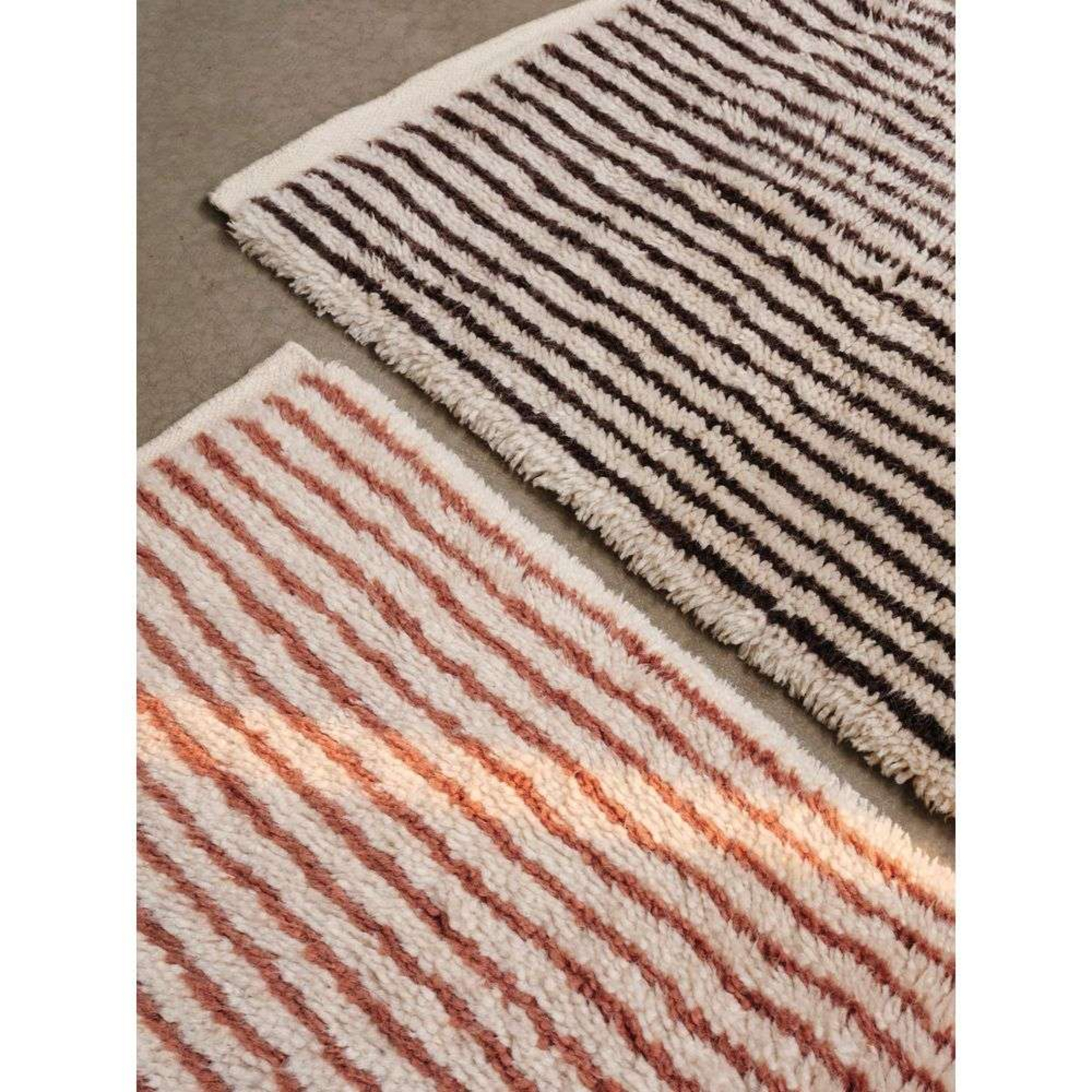 Kami Knotted Rug 120x180 Off-white/Piros Barna - ferm LIVING