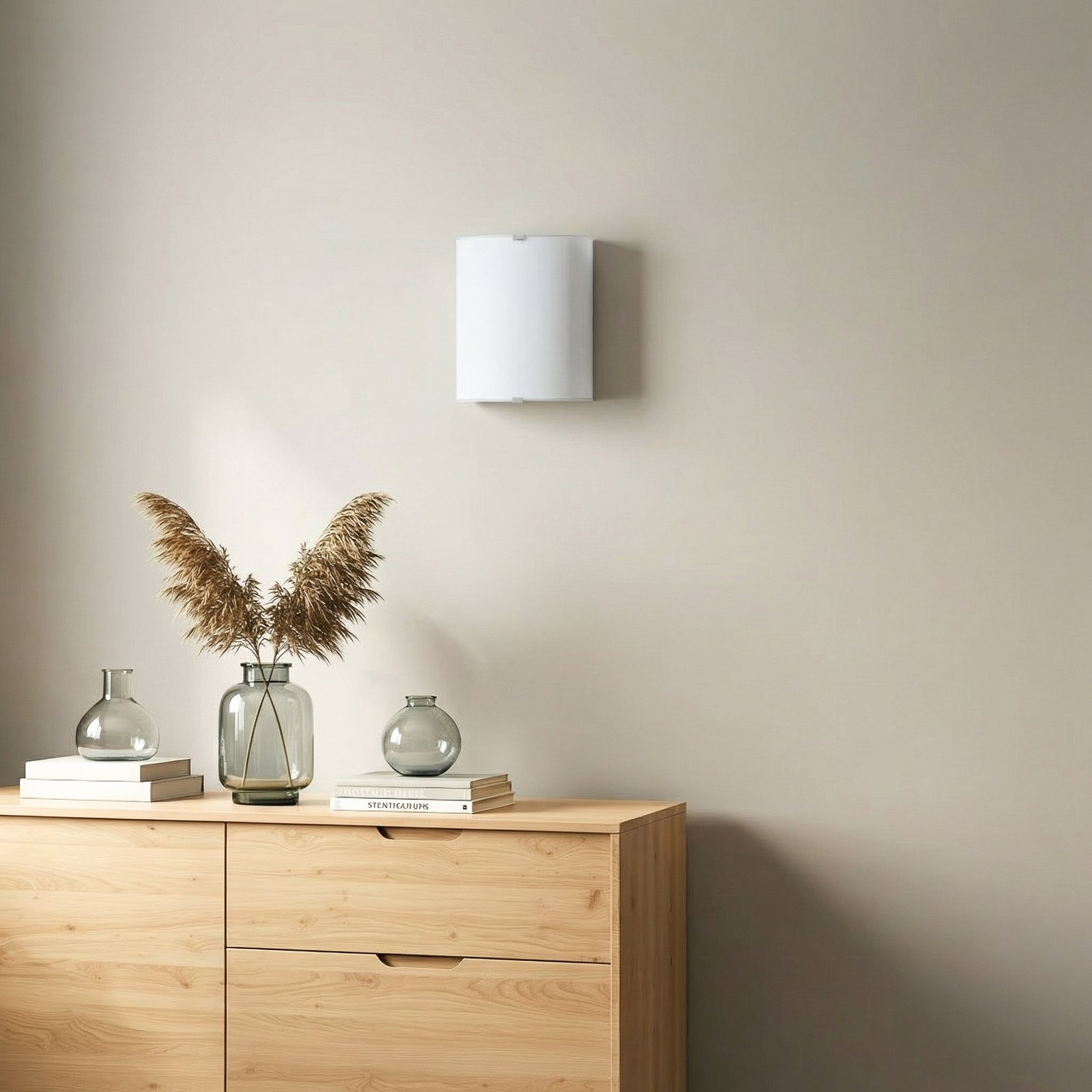 Phil Vägglampa White - Lindby