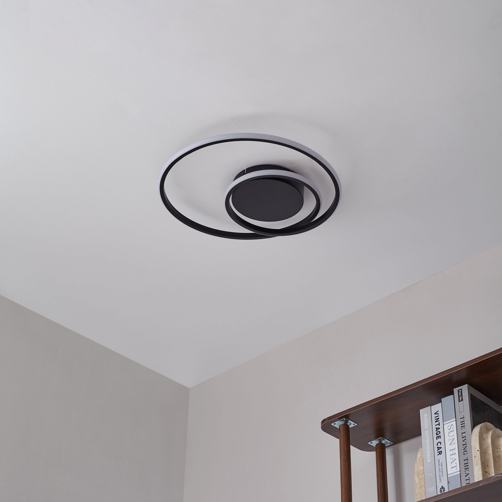 Lindby LED plafonnier Kyron, noir, aluminium, intensité variable, Ø45cm