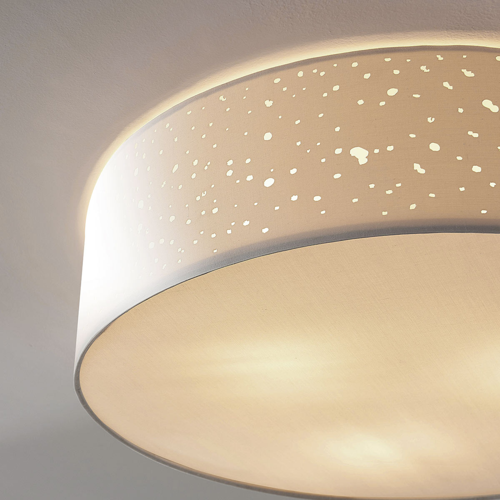 Umma Ceiling Lamp H15 White/Satin Nickel - Lindby