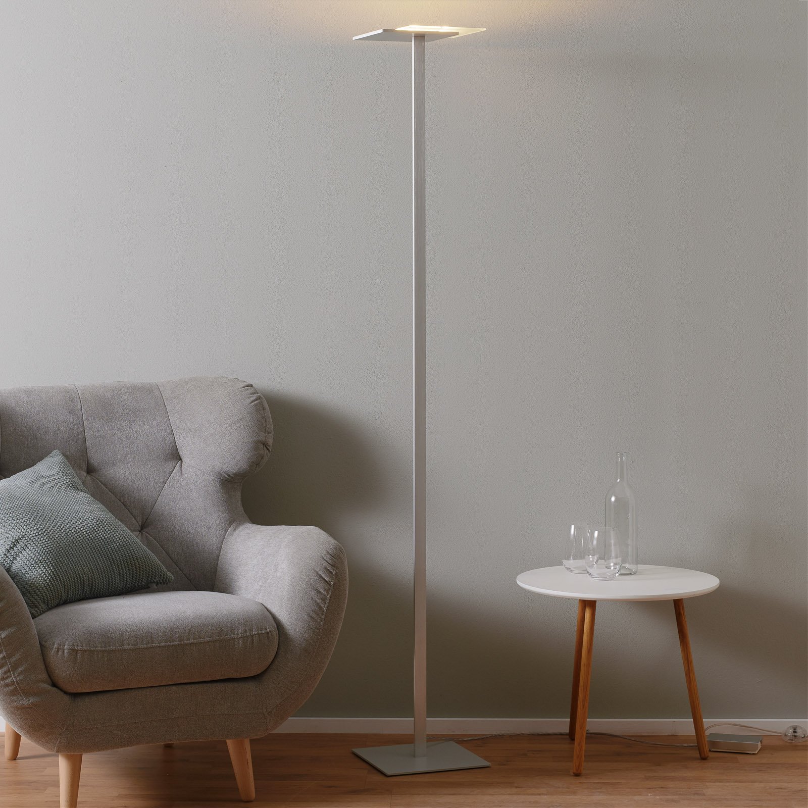 Bopp Flat - Lampe sur pied LED avec variateur d'intensité à bouton-poussoir