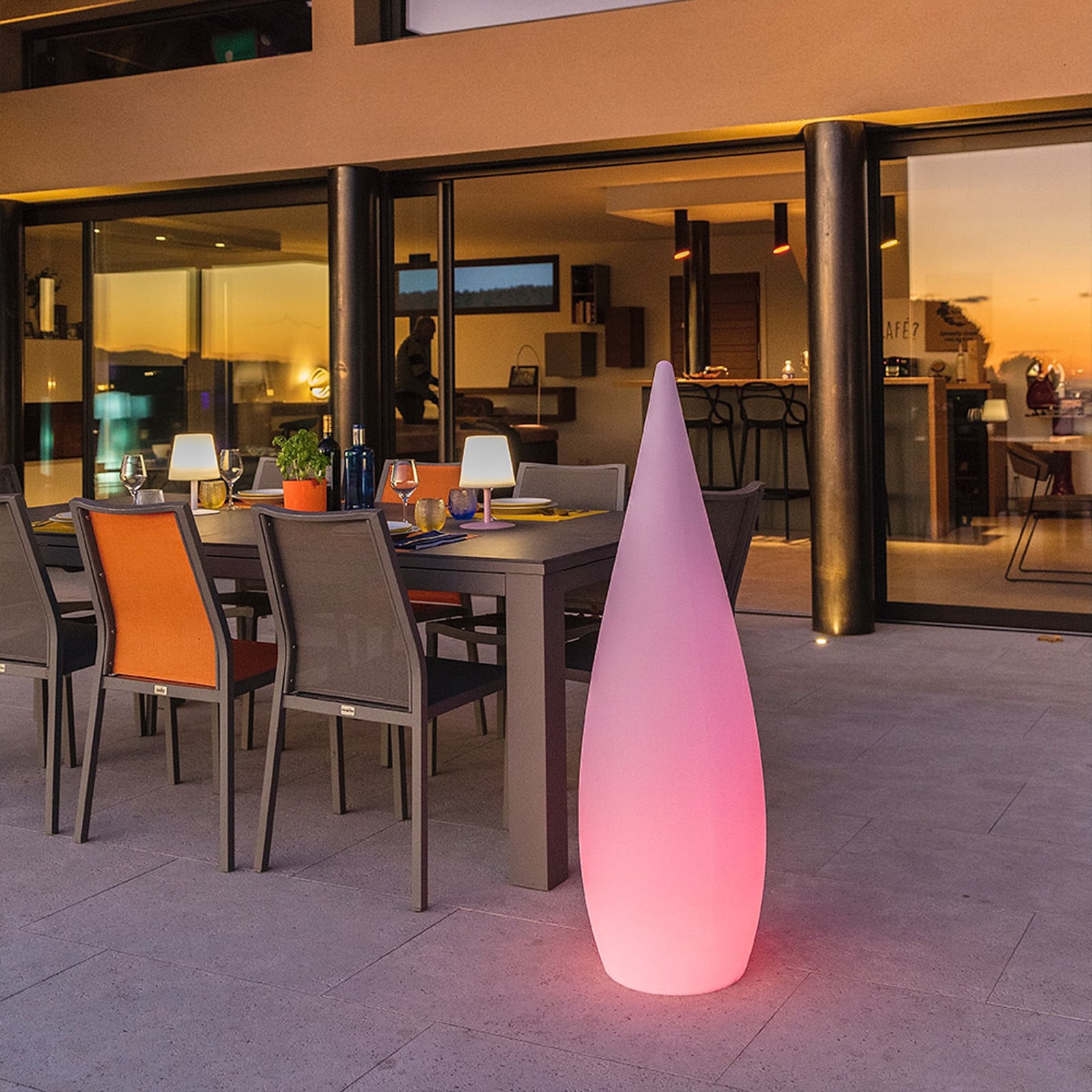Lumisky Elegantna bijela LED punjiva vanjska lampa, visina 120 cm, RGBW - bijeli - Plastika