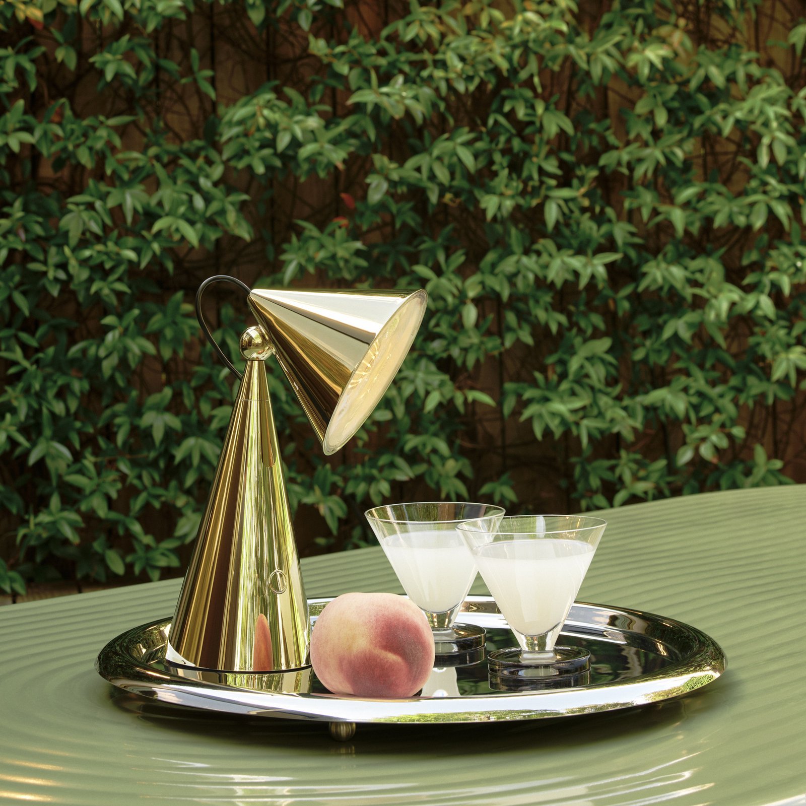Pose Portable Pöytävalaisin Gold - Tom Dixon